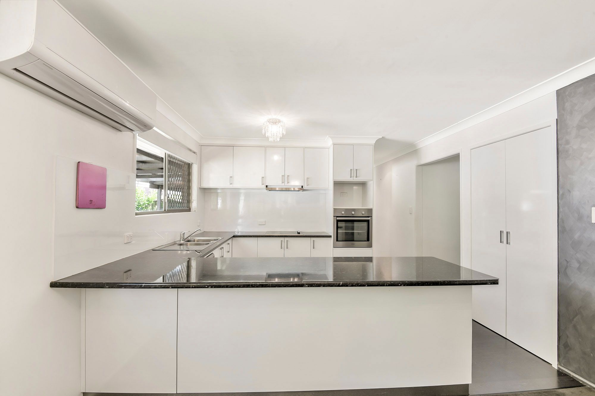 8 Orchid Street, Centenary Heights, QLD 4350