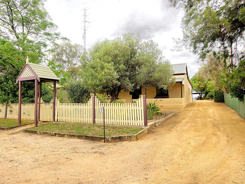 12 Railway Terrace, Waikerie, SA 5330