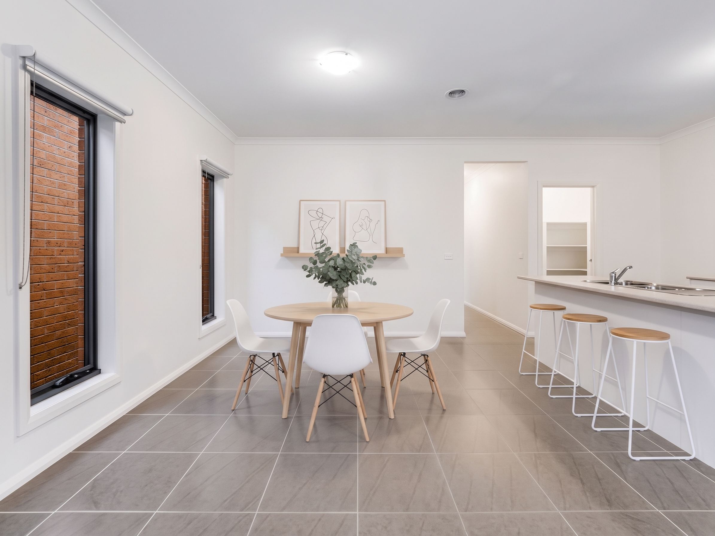 21 Berrybank Terrace — photo 4 of 30
