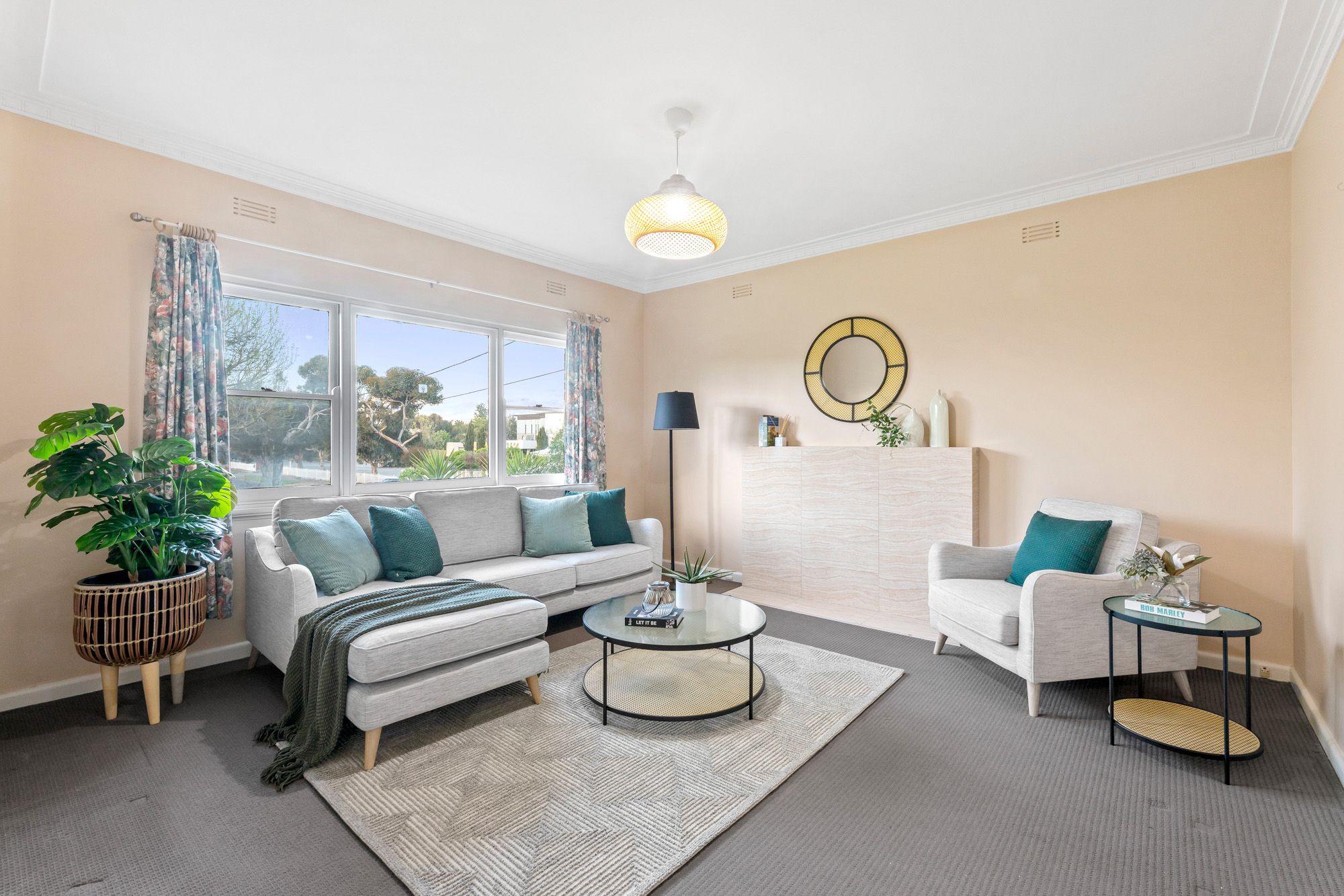 20 Surrey Crescent, Oakleigh East VIC 3166