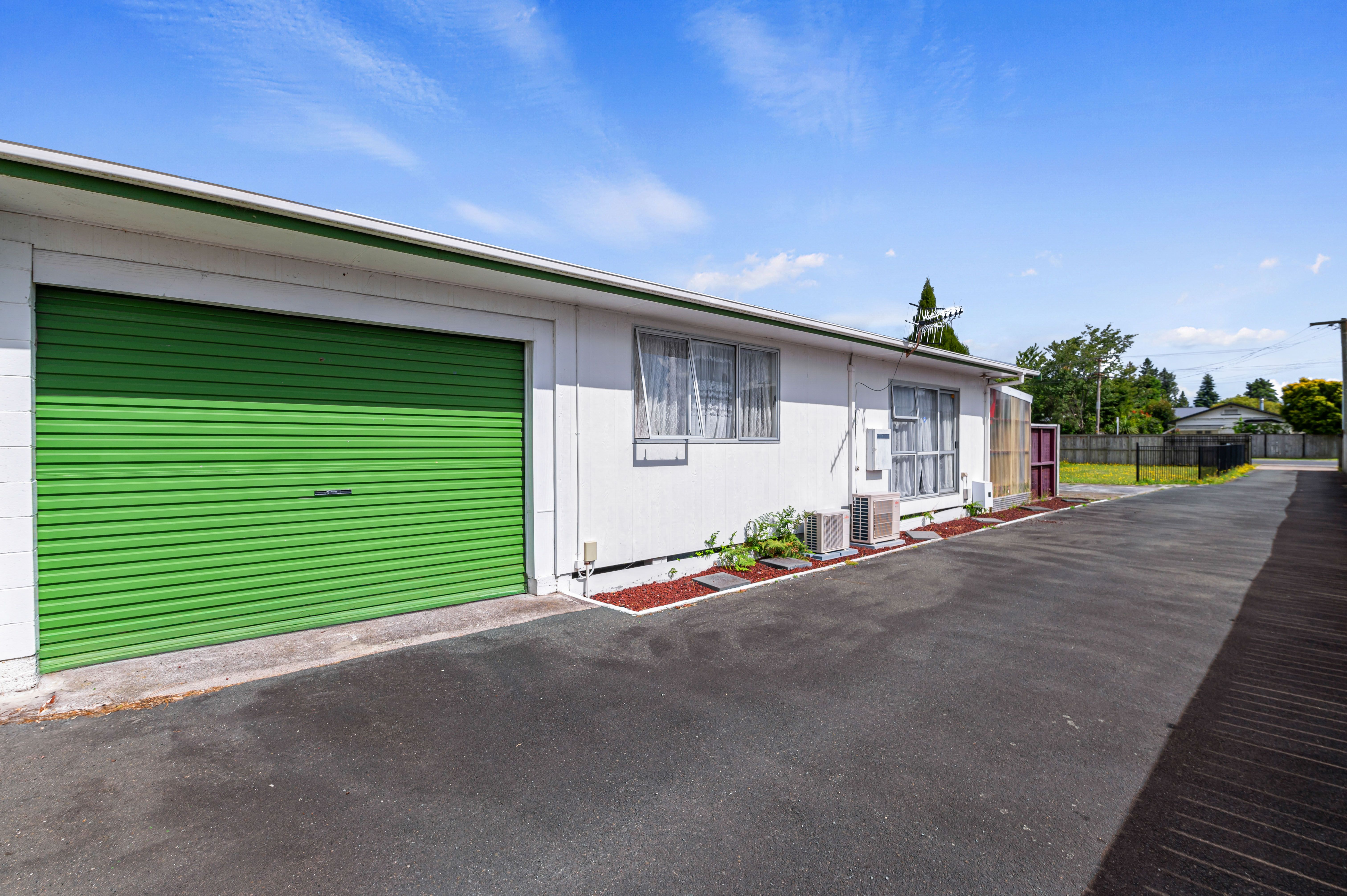 33A Kawaha Point Road, Fairy Springs, Rotorua District