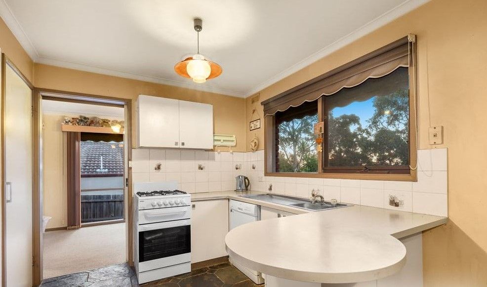 13 Linsley Way, Wantirna, VIC 3152