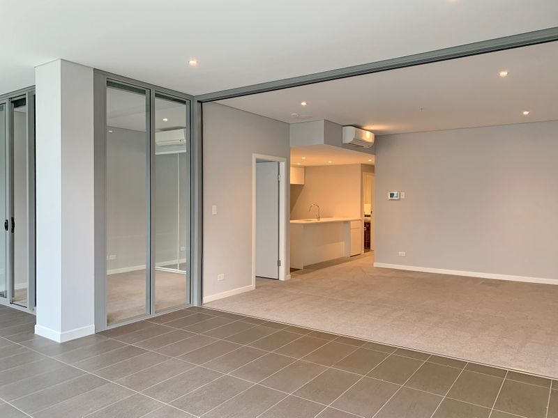 610/18 Footbridge Boulevard, Wentworth Point, NSW 2127