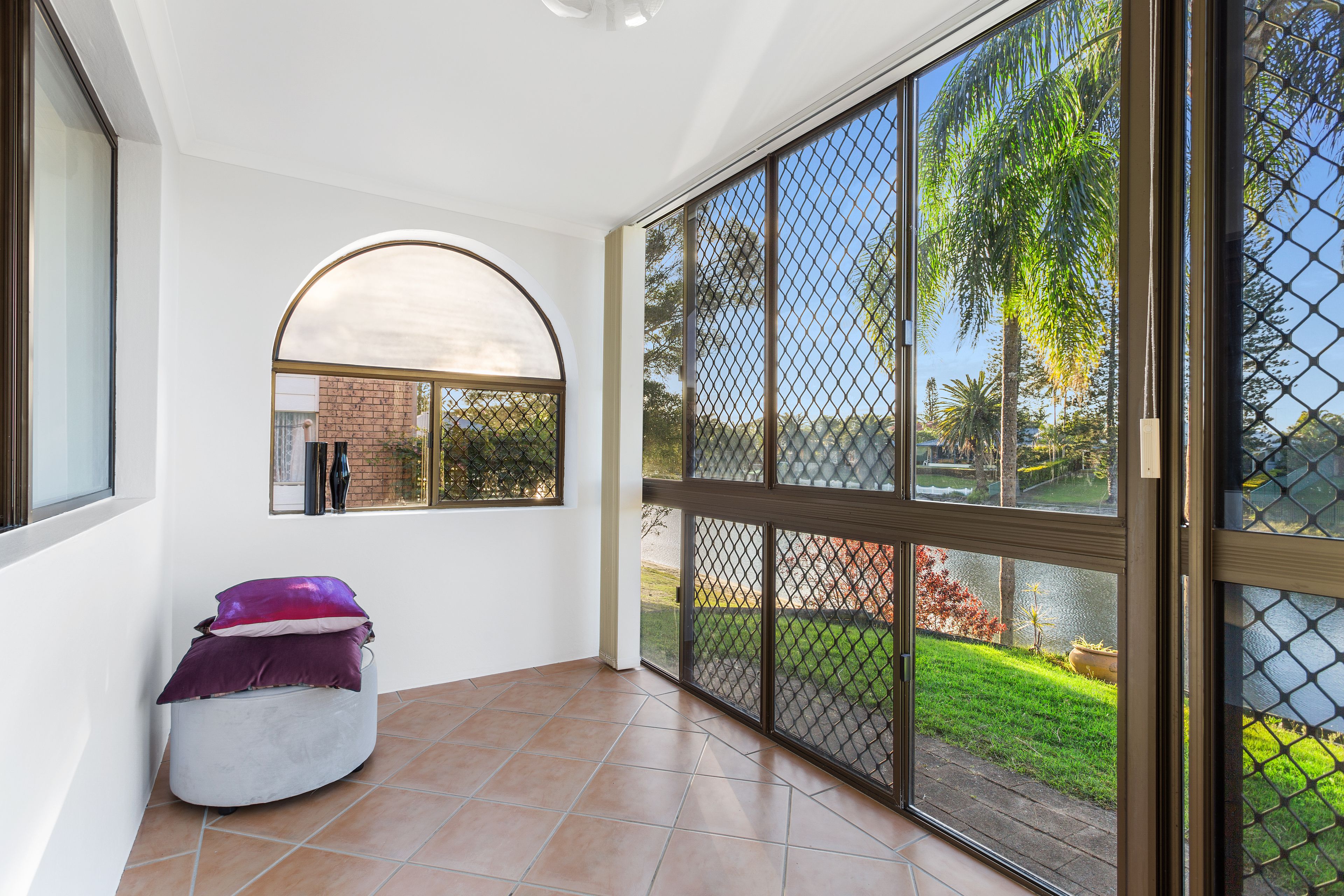 1/43 Karbunya Street, Mermaid Waters, QLD 4218