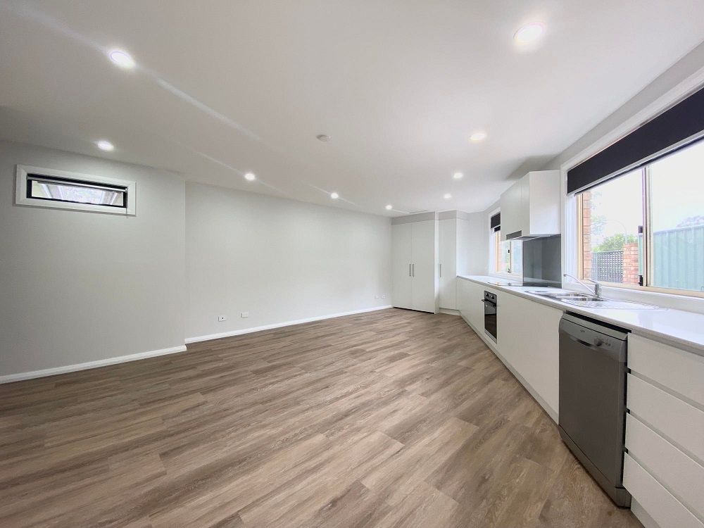 9a Bramble Place, Macquarie Fields, NSW 2564