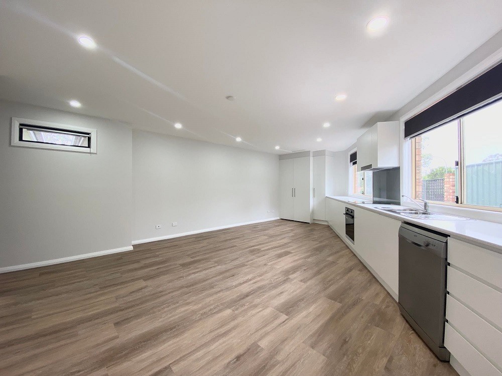 9a Bramble Place, Macquarie Fields, NSW 2564
