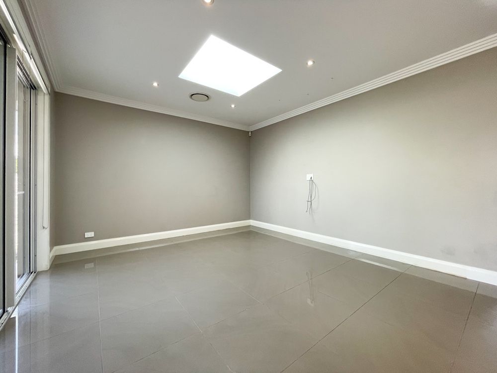 4 Dawn Court, Gregory Hills, NSW 2557
