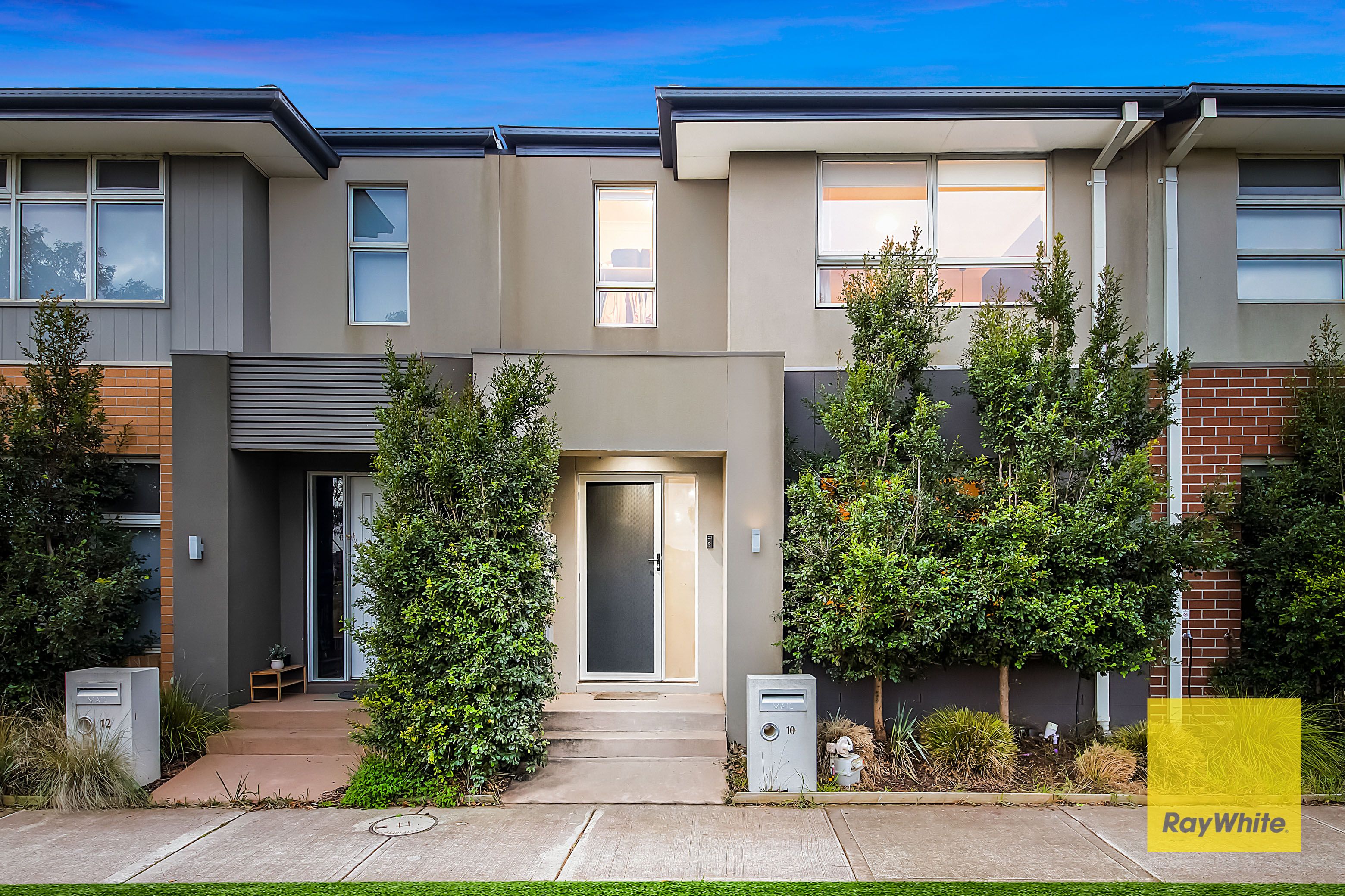 10 Banimboola Walk, Tarneit VIC 3029