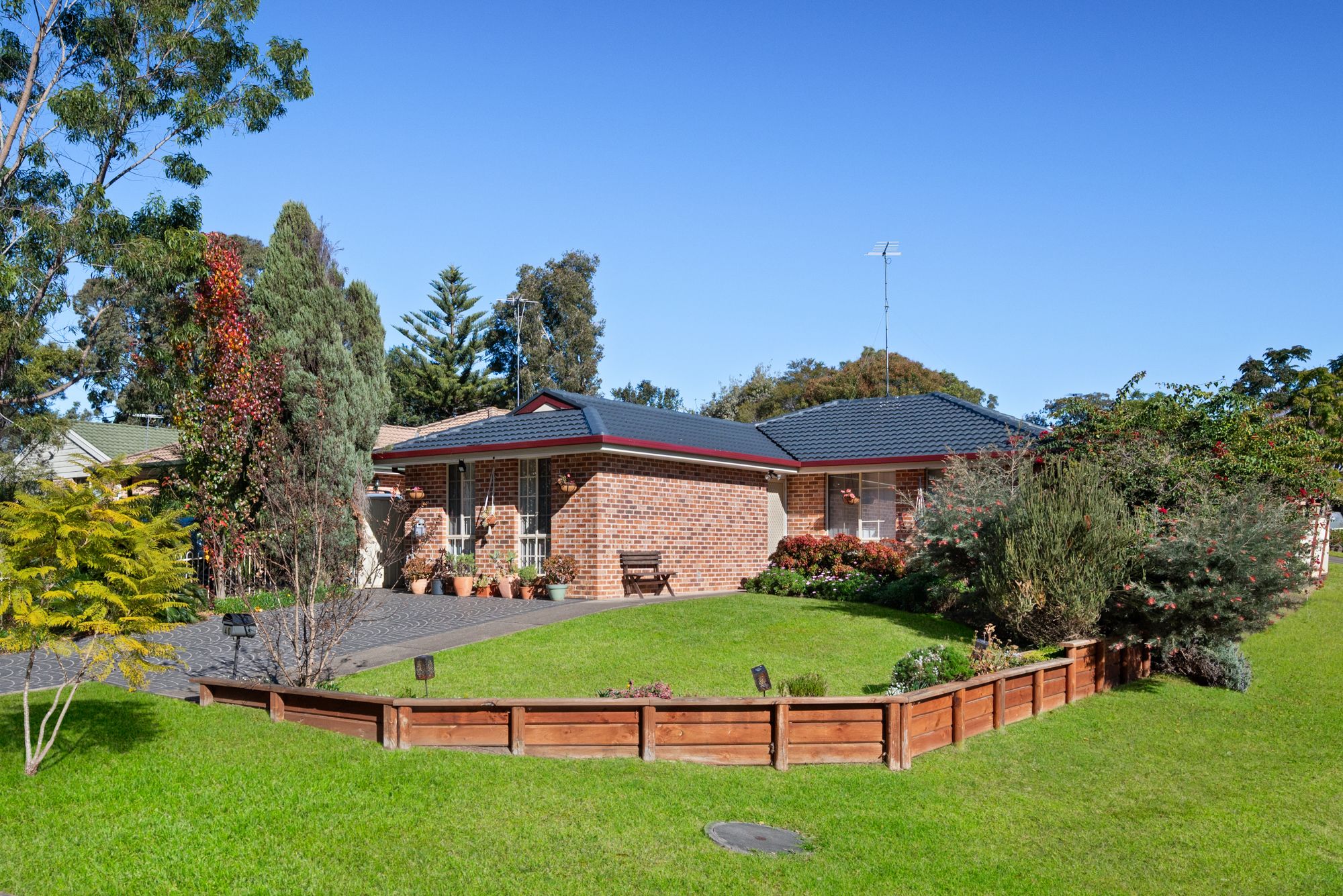40 Ironside Avenue, St Helens Park, NSW 2560