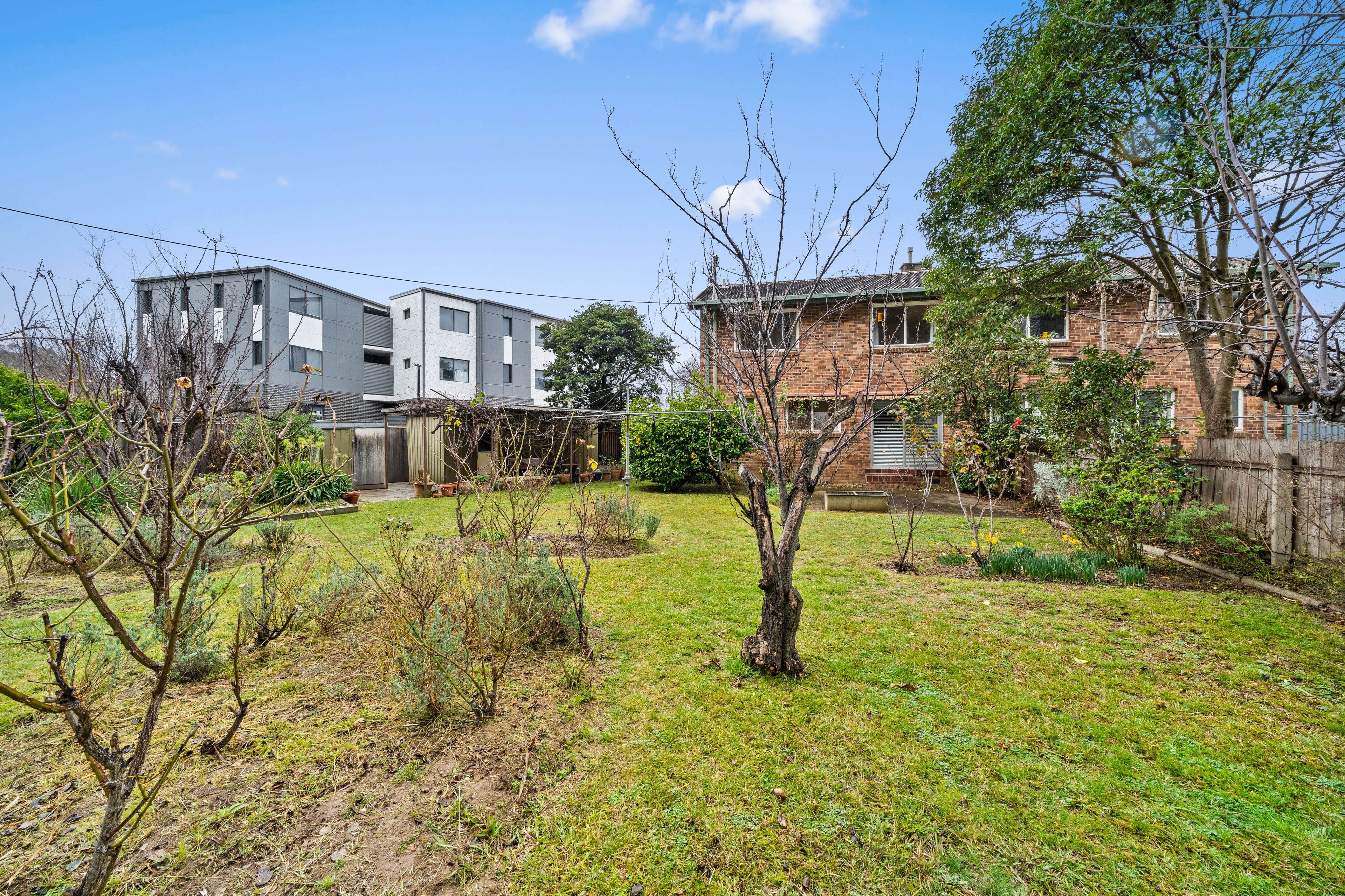 33 Lowrie Street — photo 17 of 20