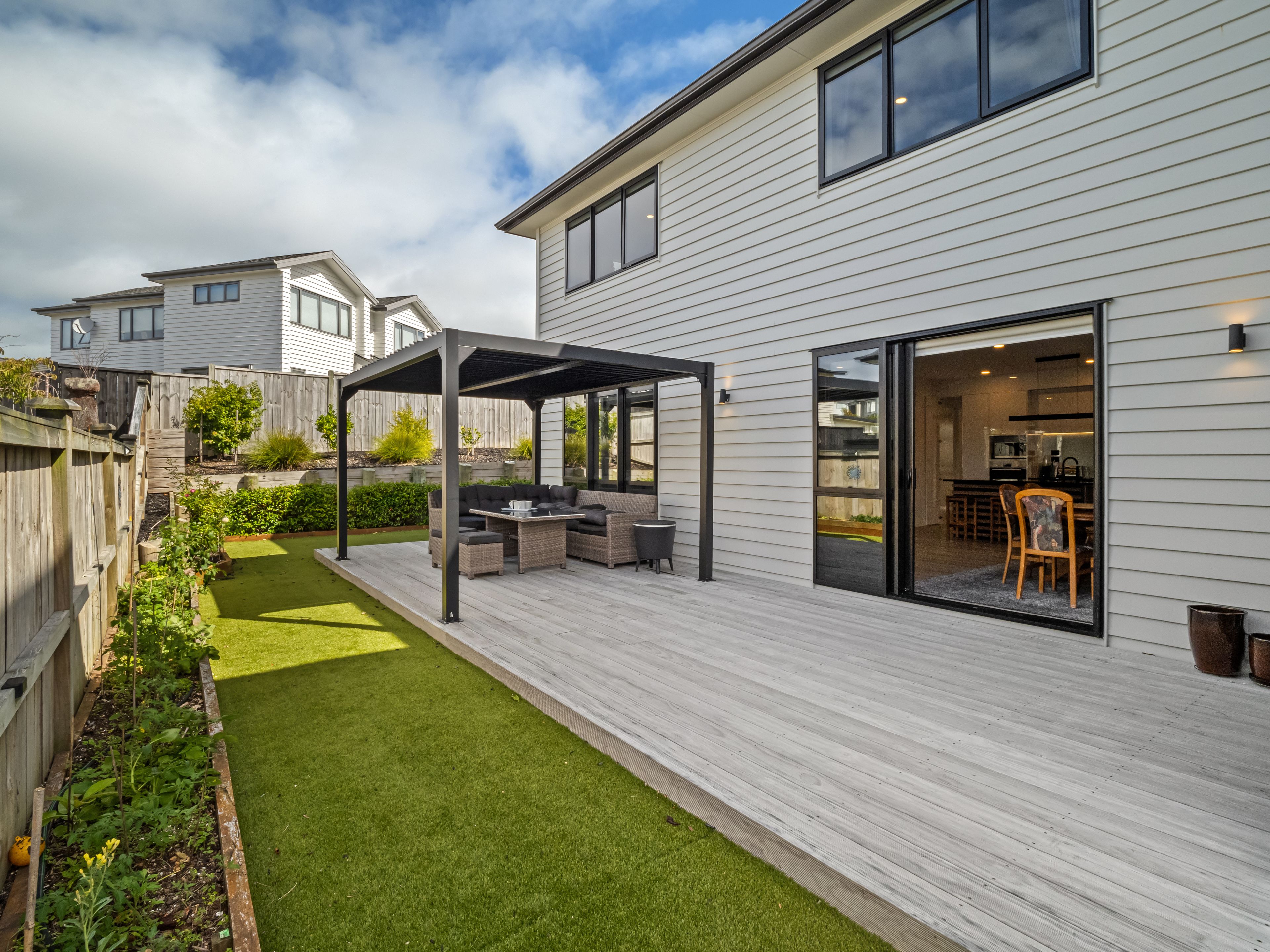 8 Maka Terrace, Orewa, Rodney