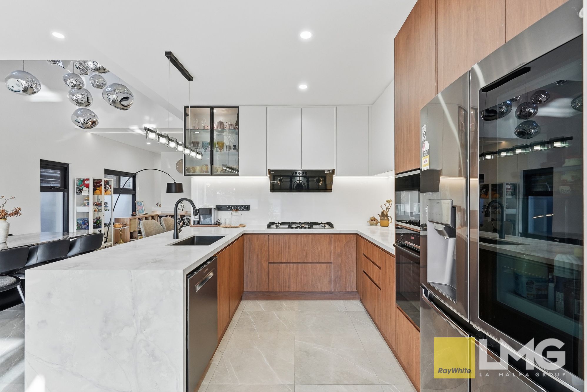 21 Cutcliffe Avenue — photo 7 of 25