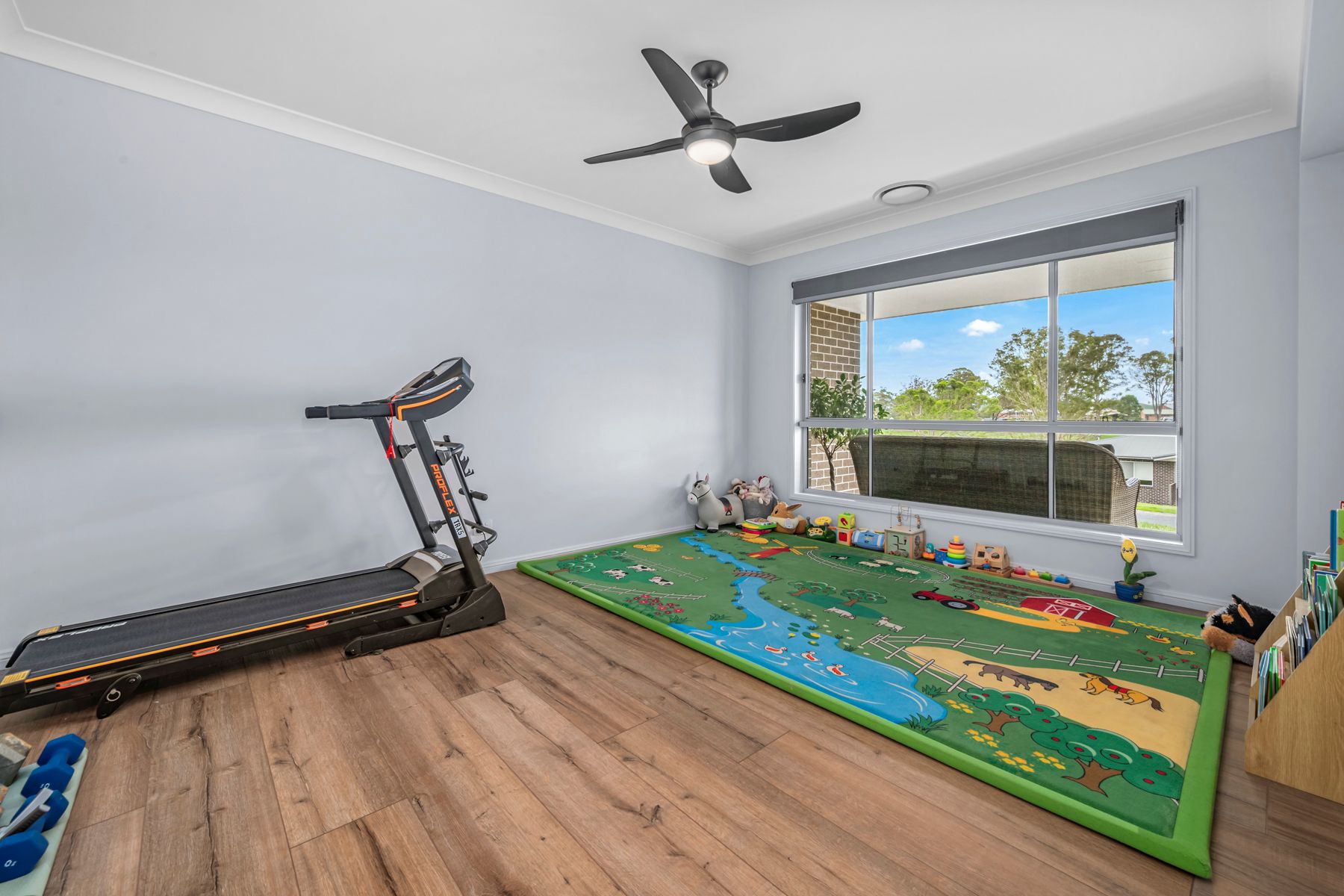 17 Henderson Street — photo 15 of 28