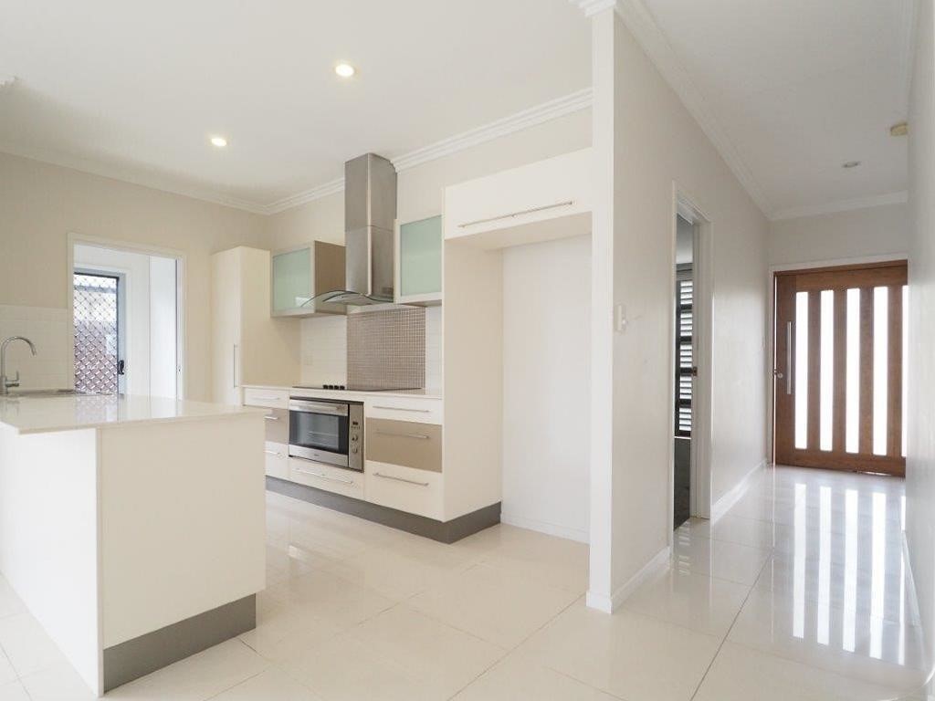 8 Icefire Quay, Trinity Park, QLD 4879