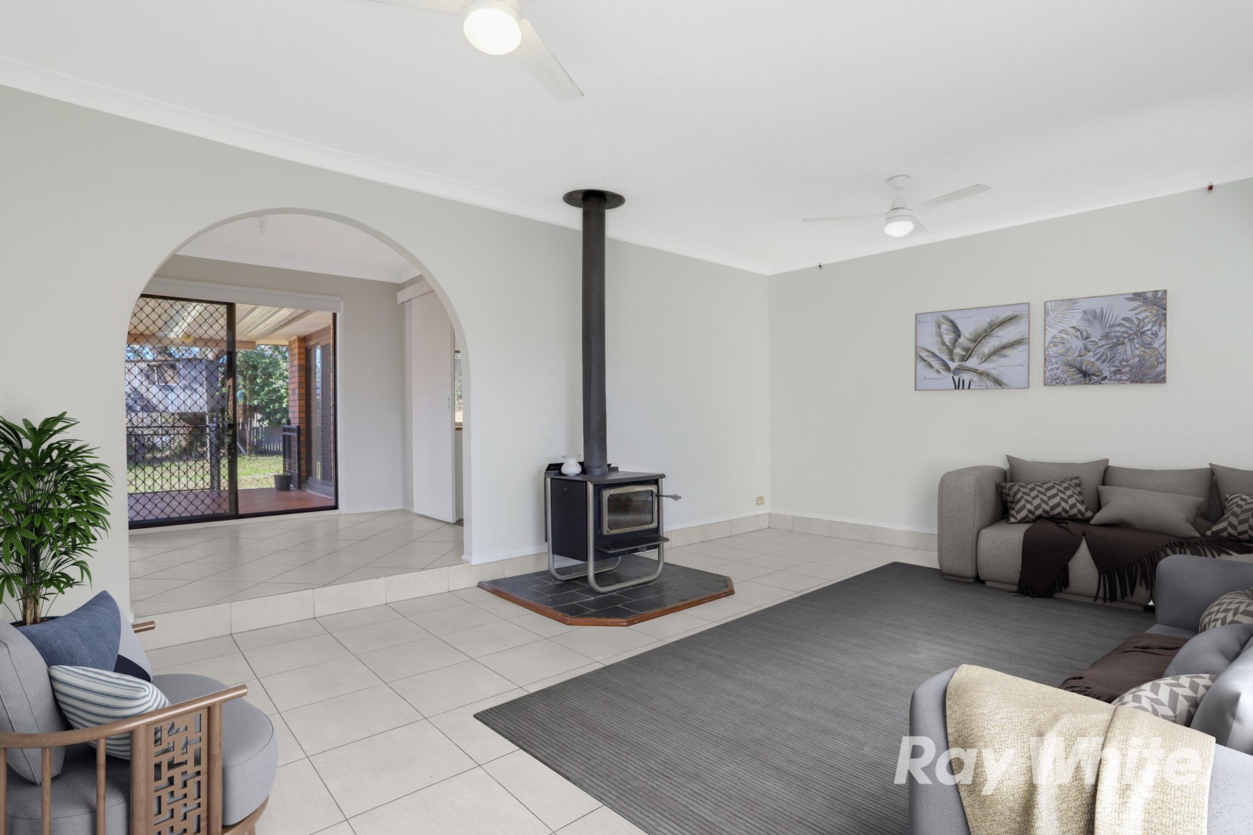 7 Banks Drive, St Clair, NSW 2759