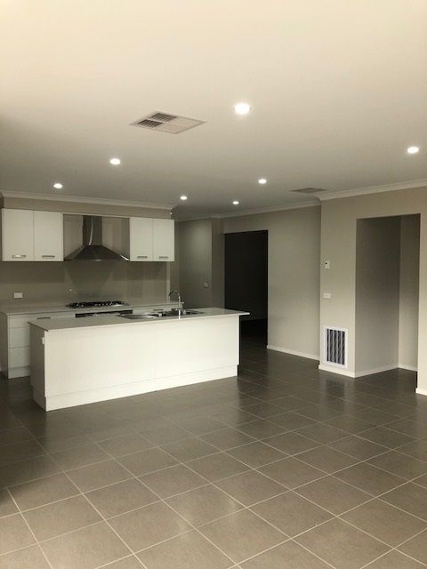 10 Bellinger Circuit, Craigieburn, VIC 3064
