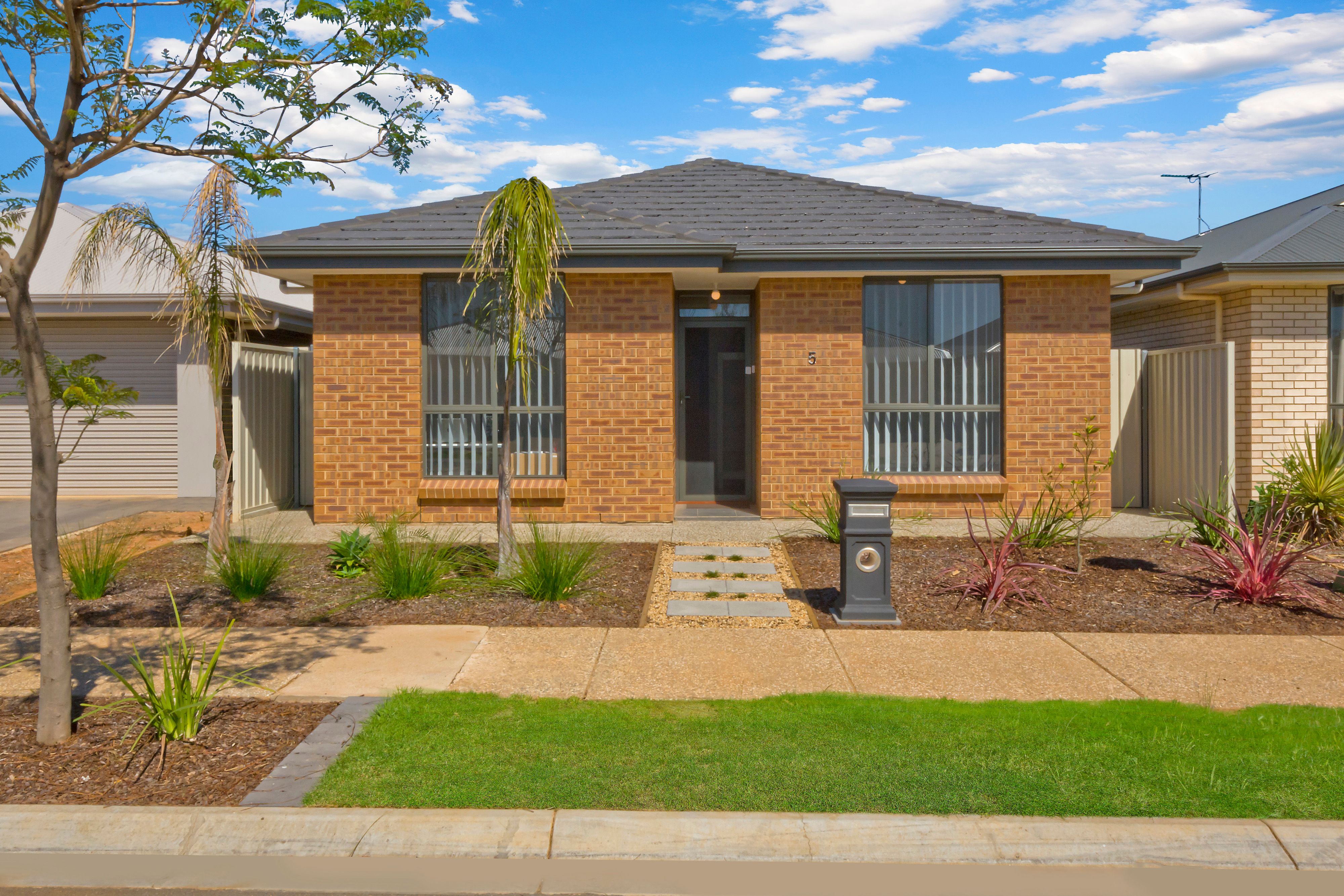 5 Blossom Road, Munno Para West, SA 5115