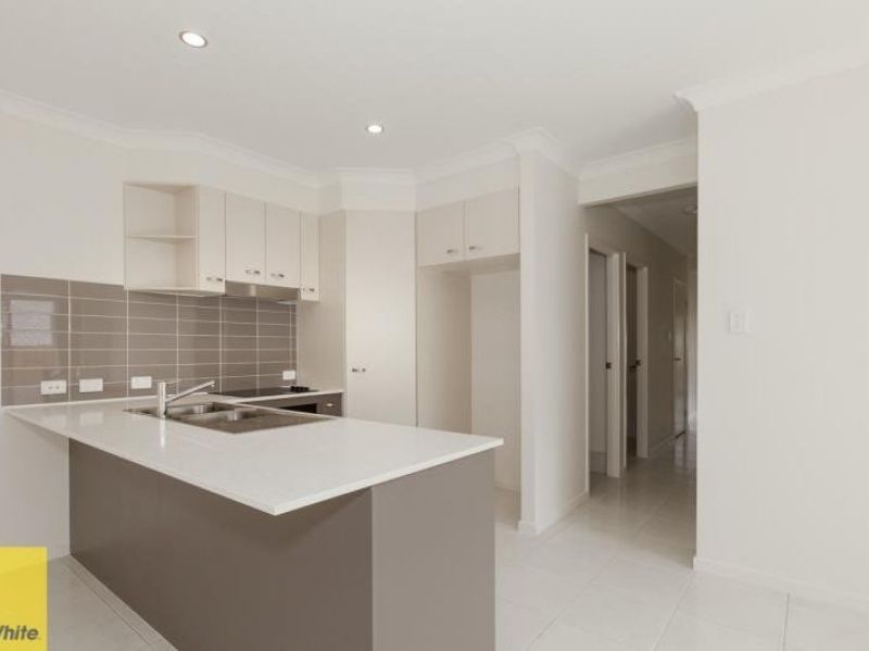 43A Essington Mews, Leichhardt, QLD 4305