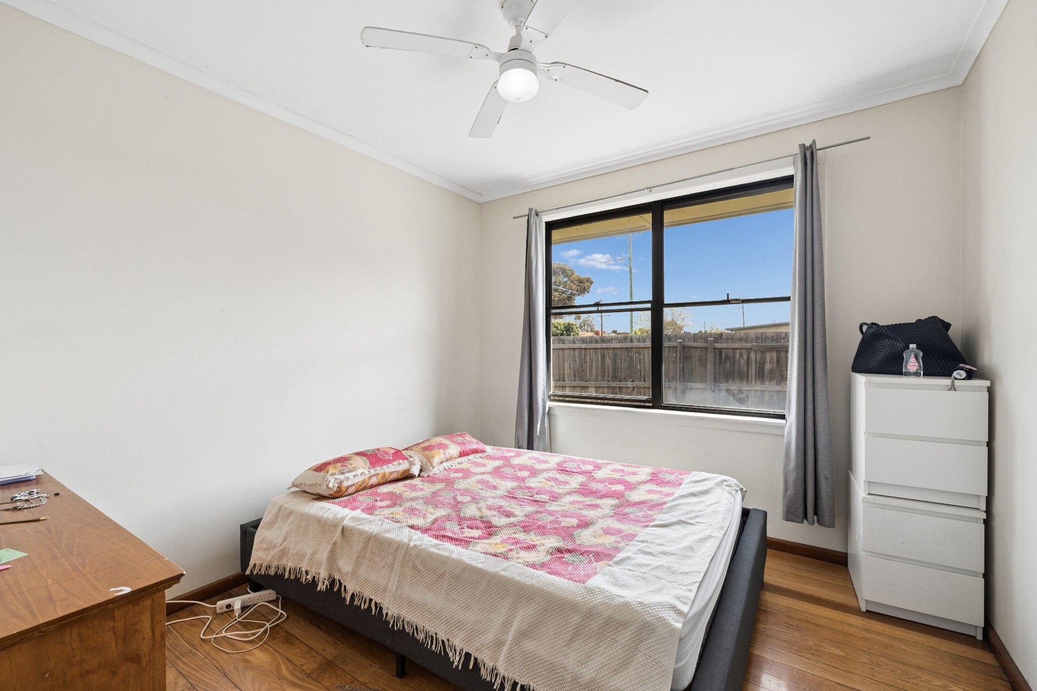 42 Centenary Crescent — photo 13 of 24