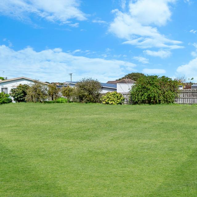 62 Bostock Street, Warrnambool, VIC 3280 - Sold House - Ray White ...