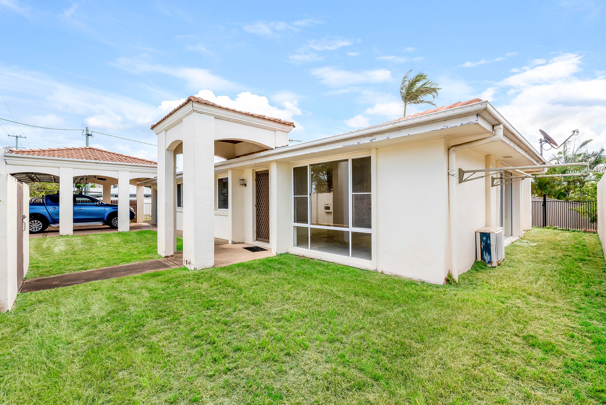 27 Rio Vista Boulevard, Broadbeach Waters, QLD 4218