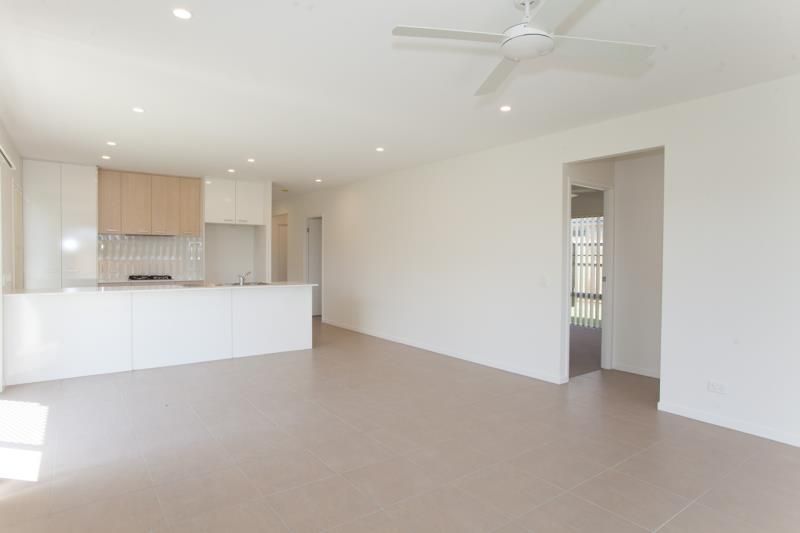 25 Paperbark Crescent, Coomera, QLD 4209