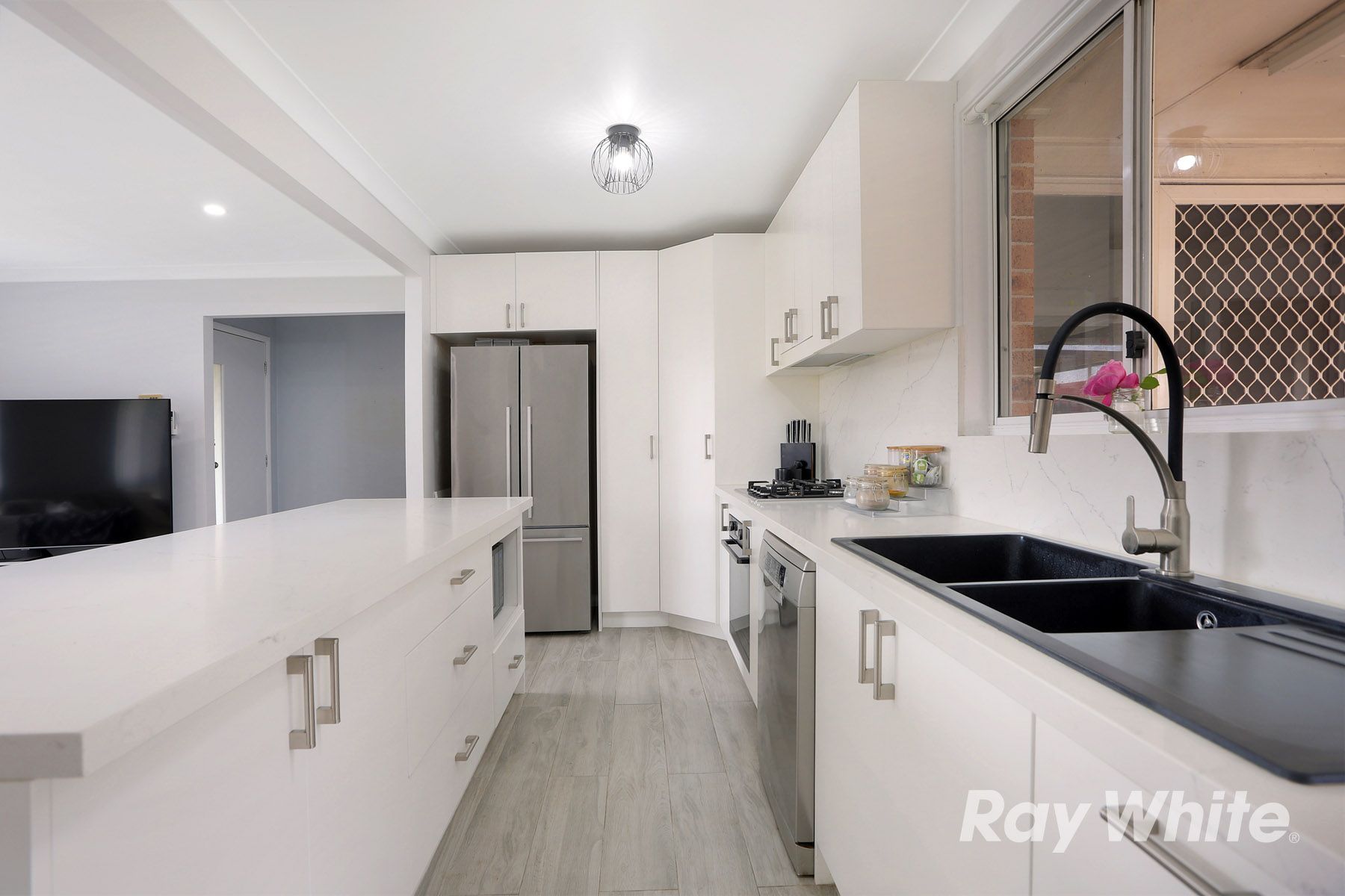 27 Melanie Street, Hassall Grove, NSW 2761