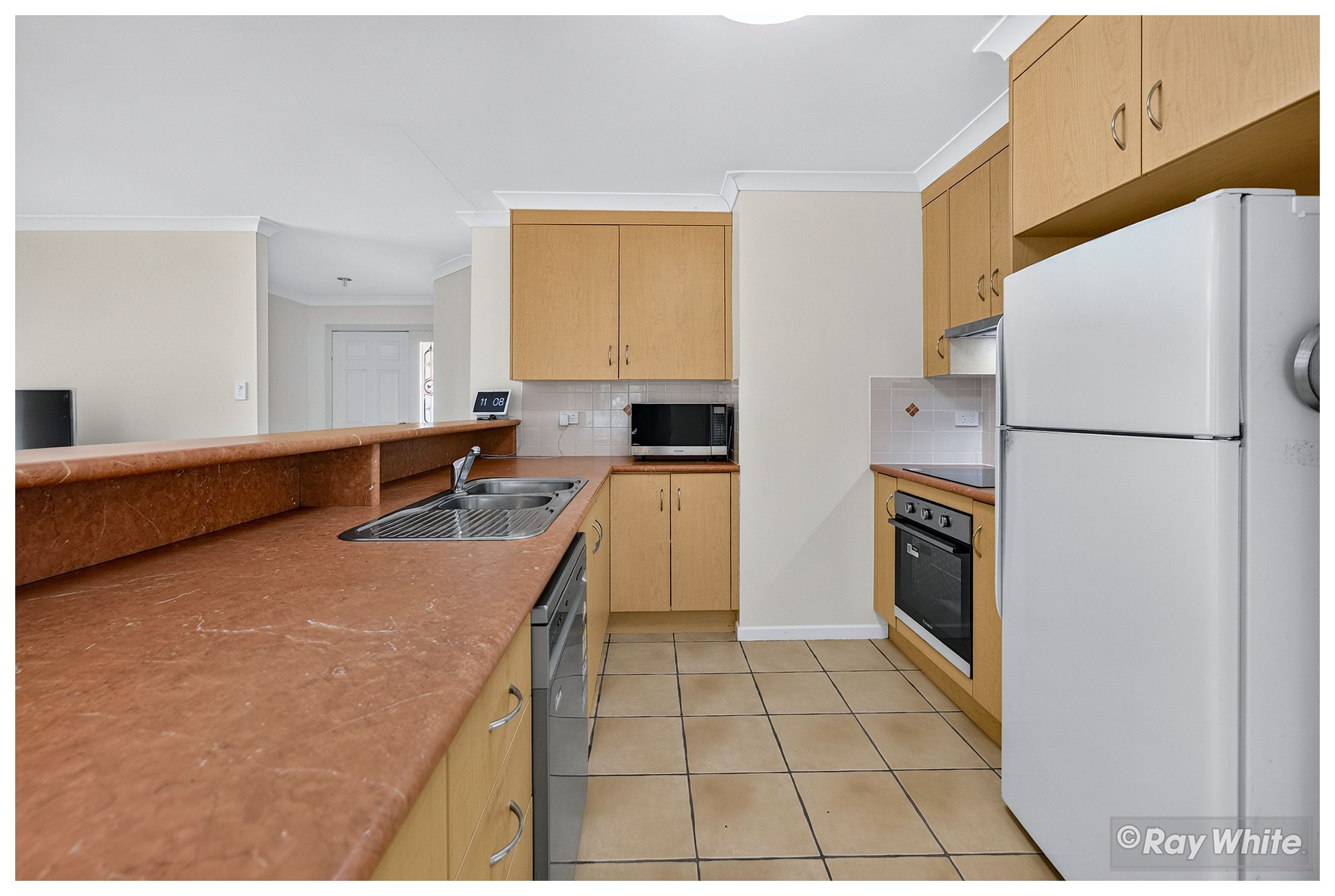 24 Lilydale Close — photo 11 of 30