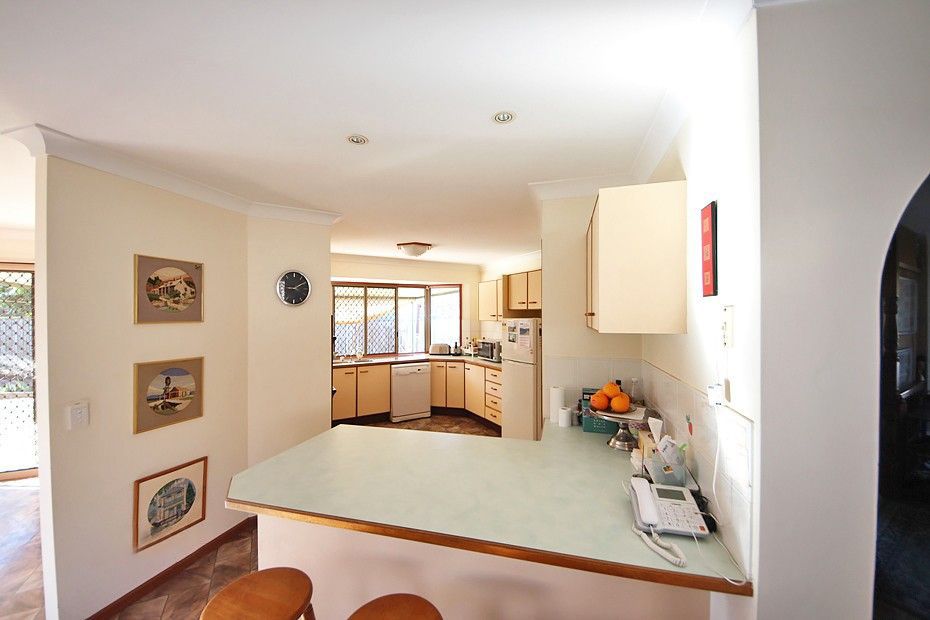 17 Pandanus Court, Kallangur, QLD 4503