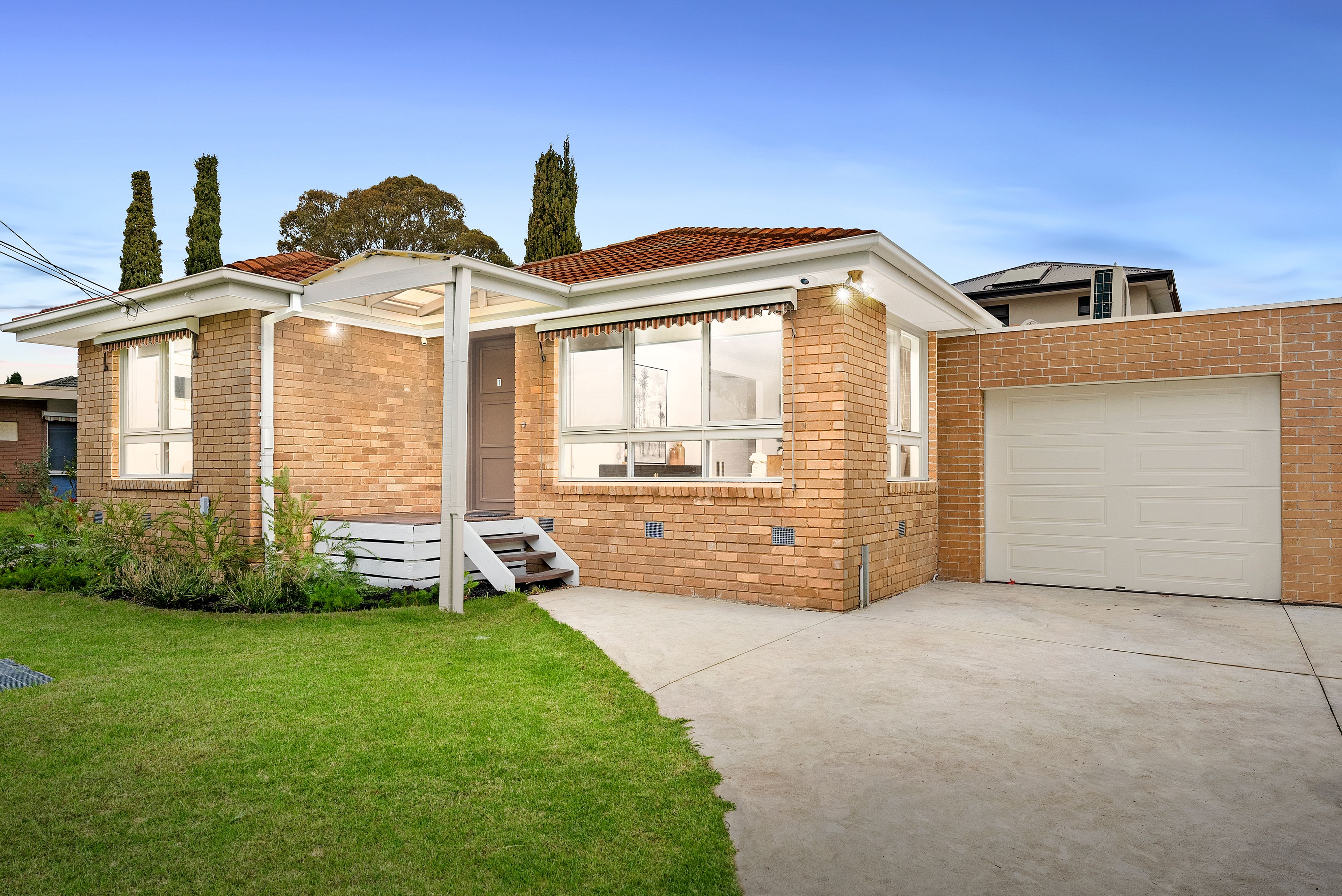 8 Helpmann Street, Wantirna South VIC 3152