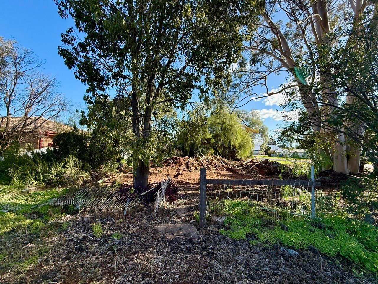 122 Euchie Street — photo 5 of 7