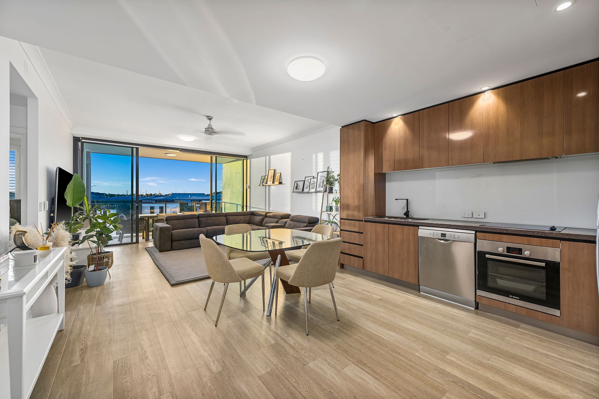 5223 Harbourview Drive, Hope Island QLD 4212
