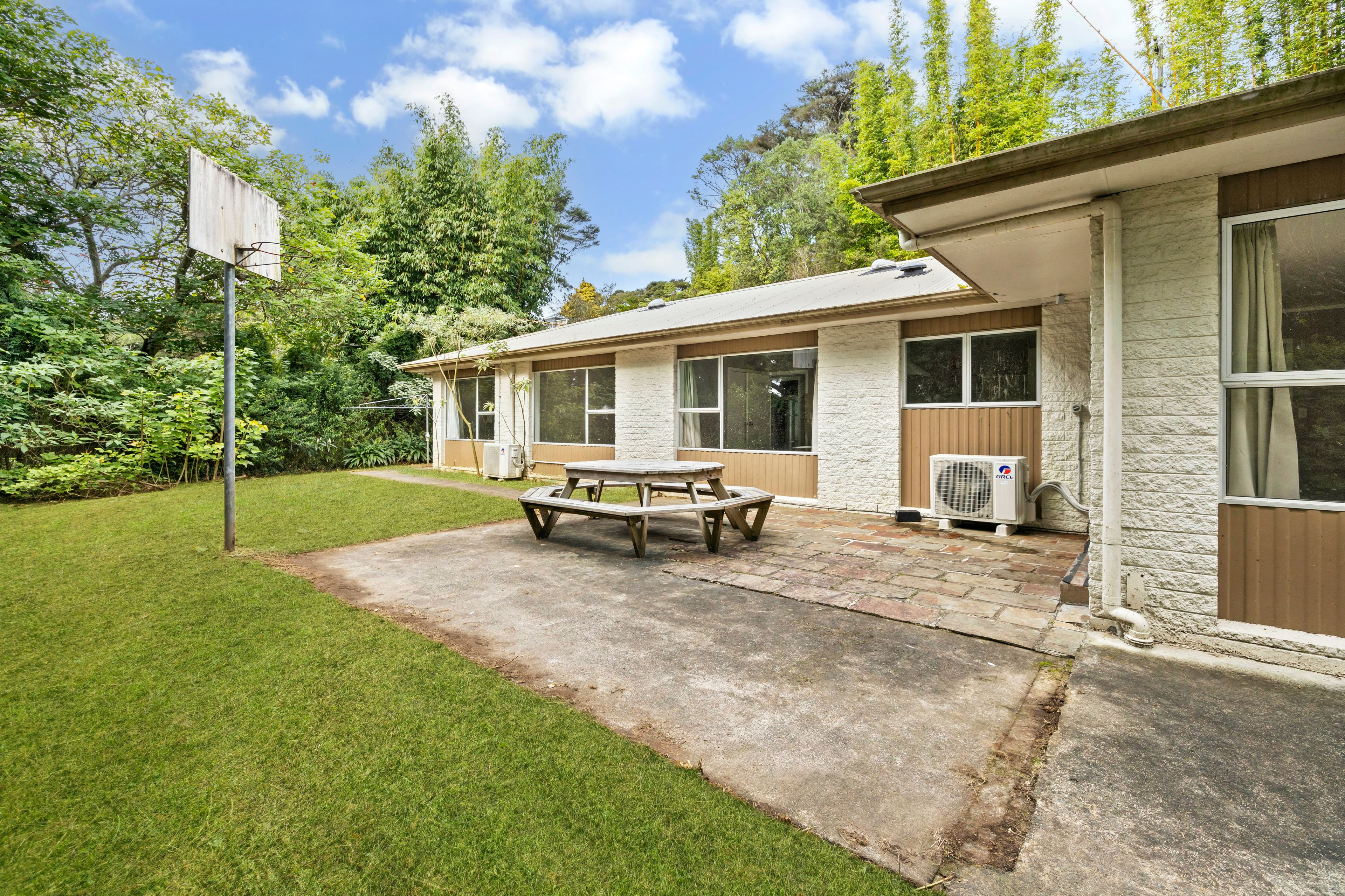 158 Shaw Road, Oratia, Waitakere City