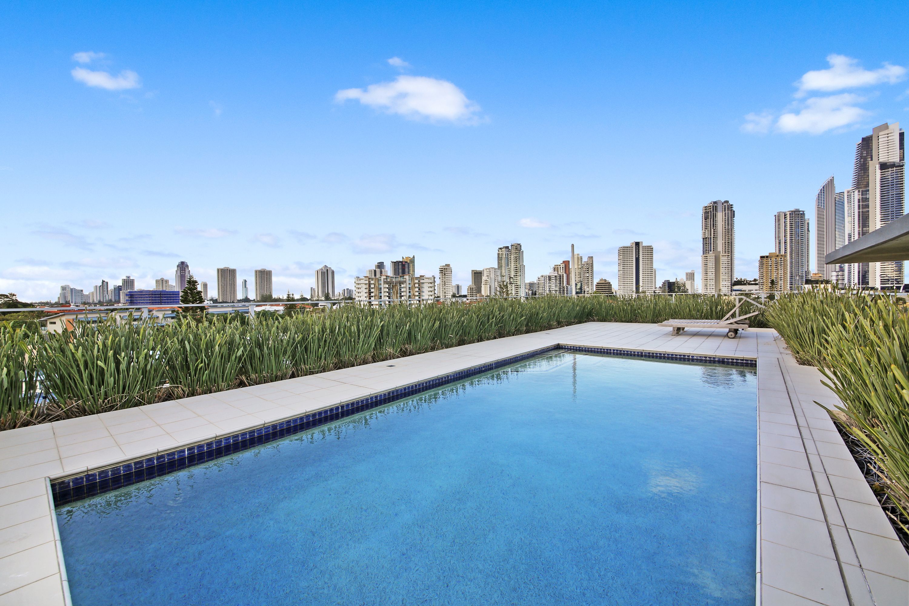 1/7-9 Burra Street, Chevron Island, QLD 4217