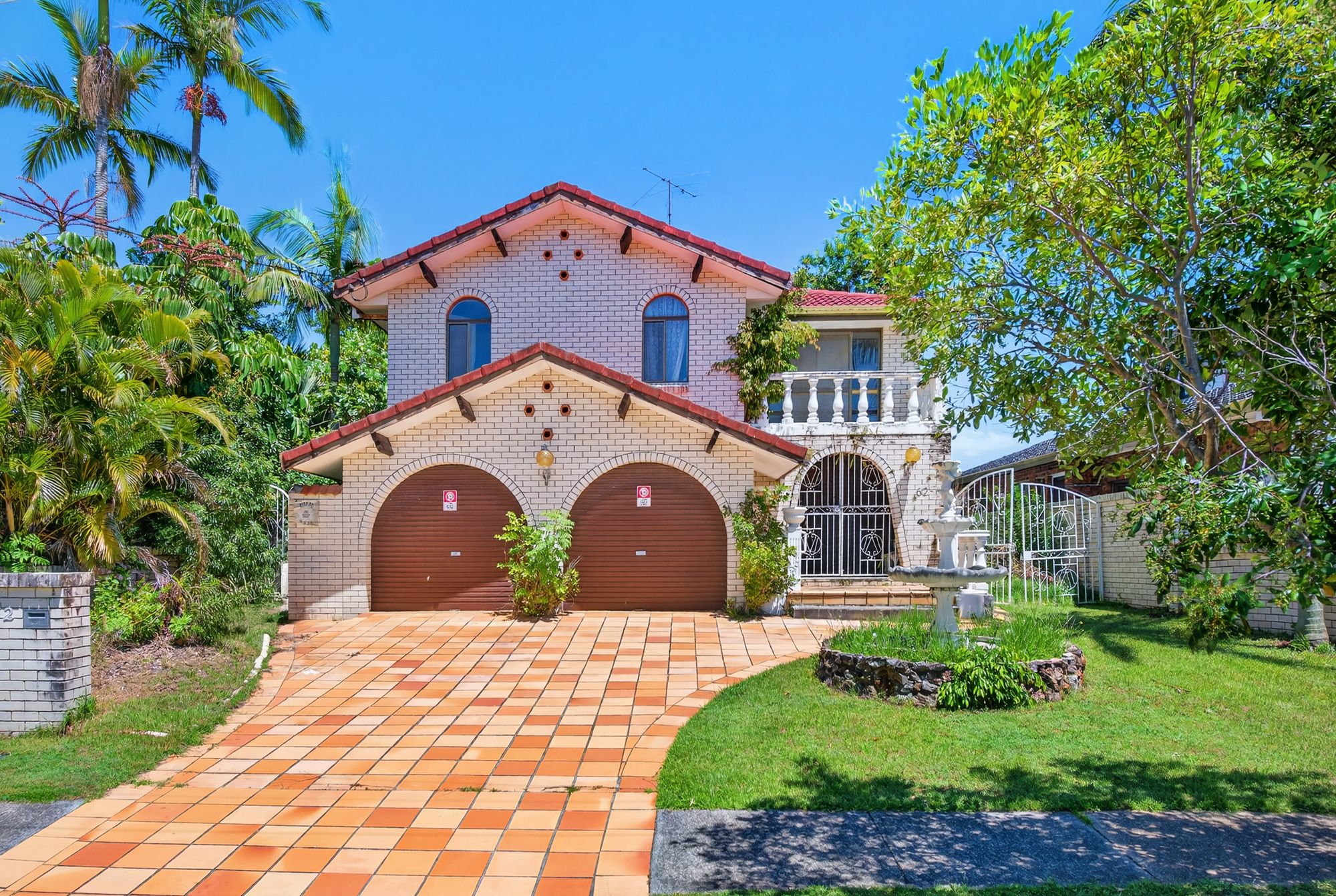 62 Sunset Boulevard — photo 14 of 21