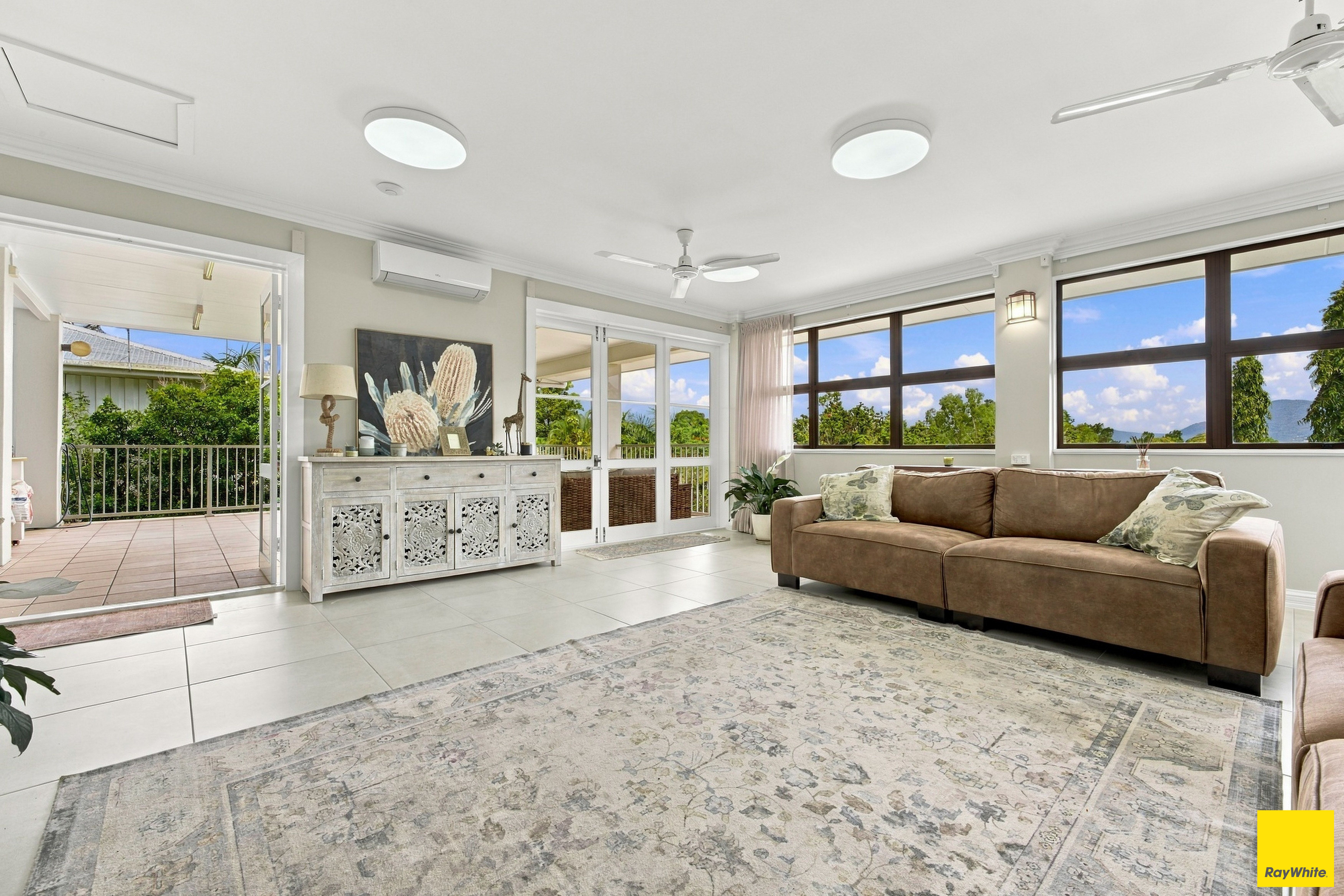 35 Hutchinson Street — photo 12 of 30
