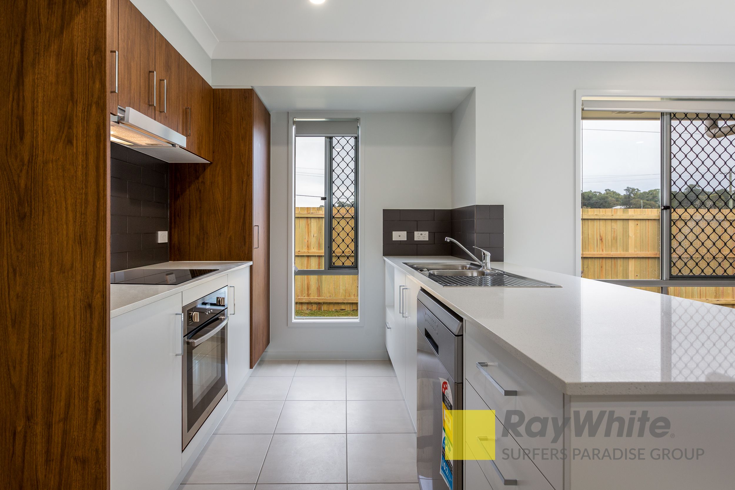 1/4 Pelham Street — photo 2 of 11