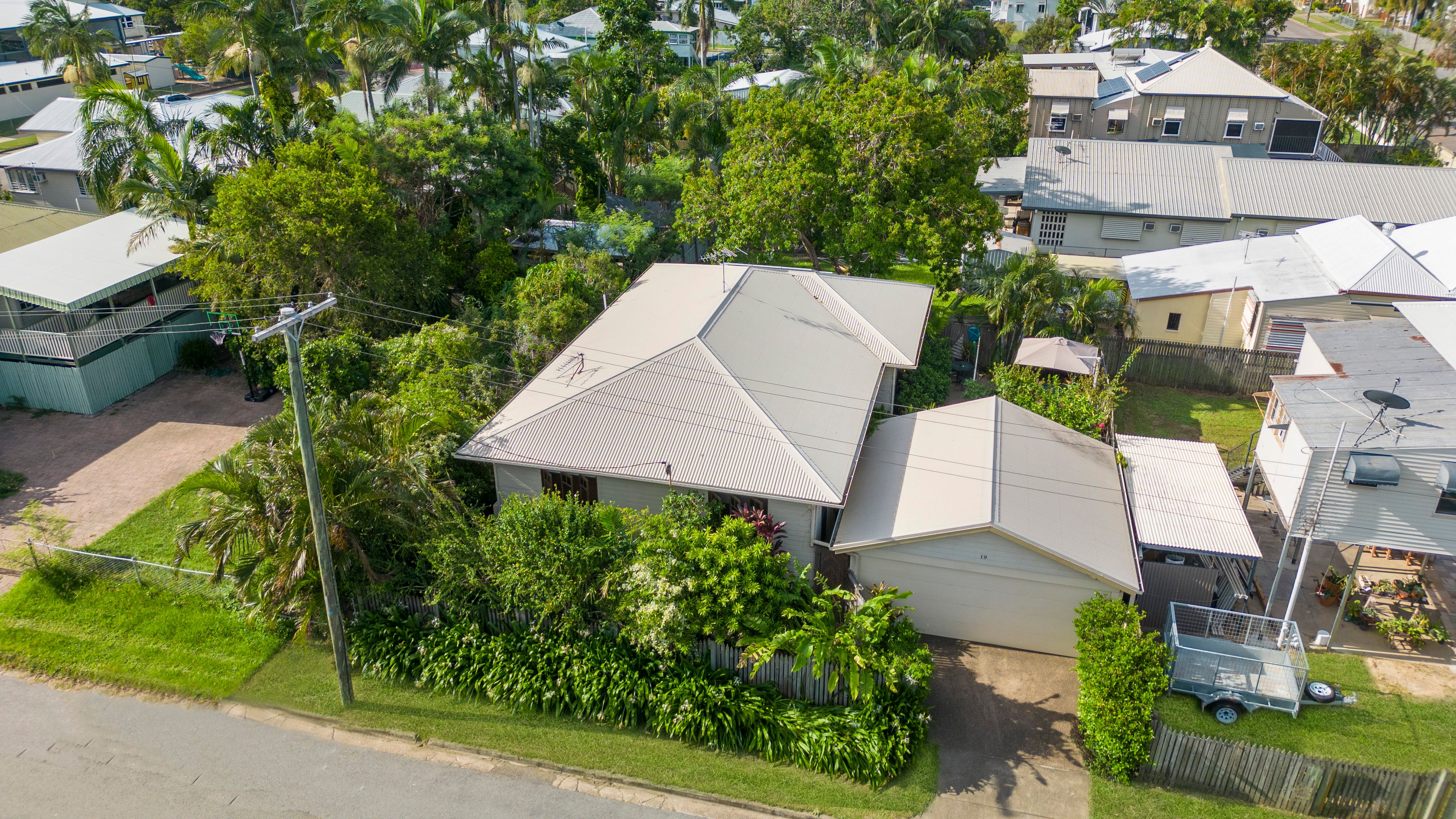 19 Anzac Lane, Railway Estate, QLD 4810