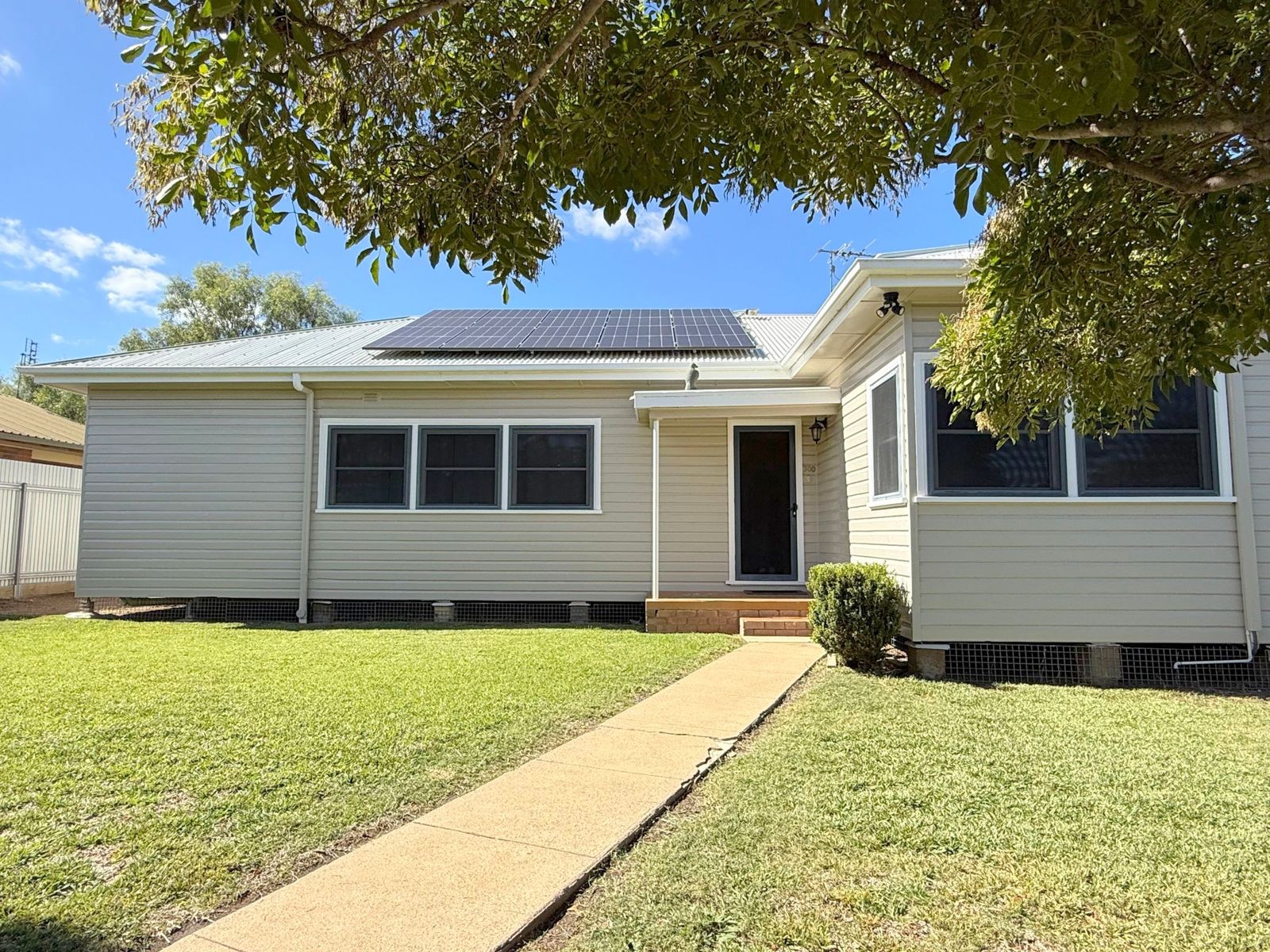 300 Balo Street, Moree, NSW 2400