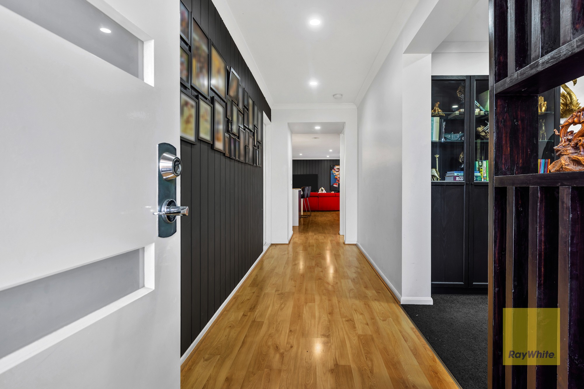 8 Greenfinch Court, Williams Landing, VIC 3027