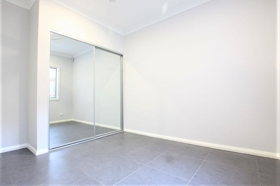 17B Curie Road, Campbelltown, NSW 2560