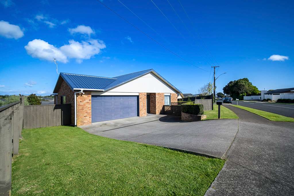 2325 Wills Road, Bell Block, New Plymouth District Real Estate Ray