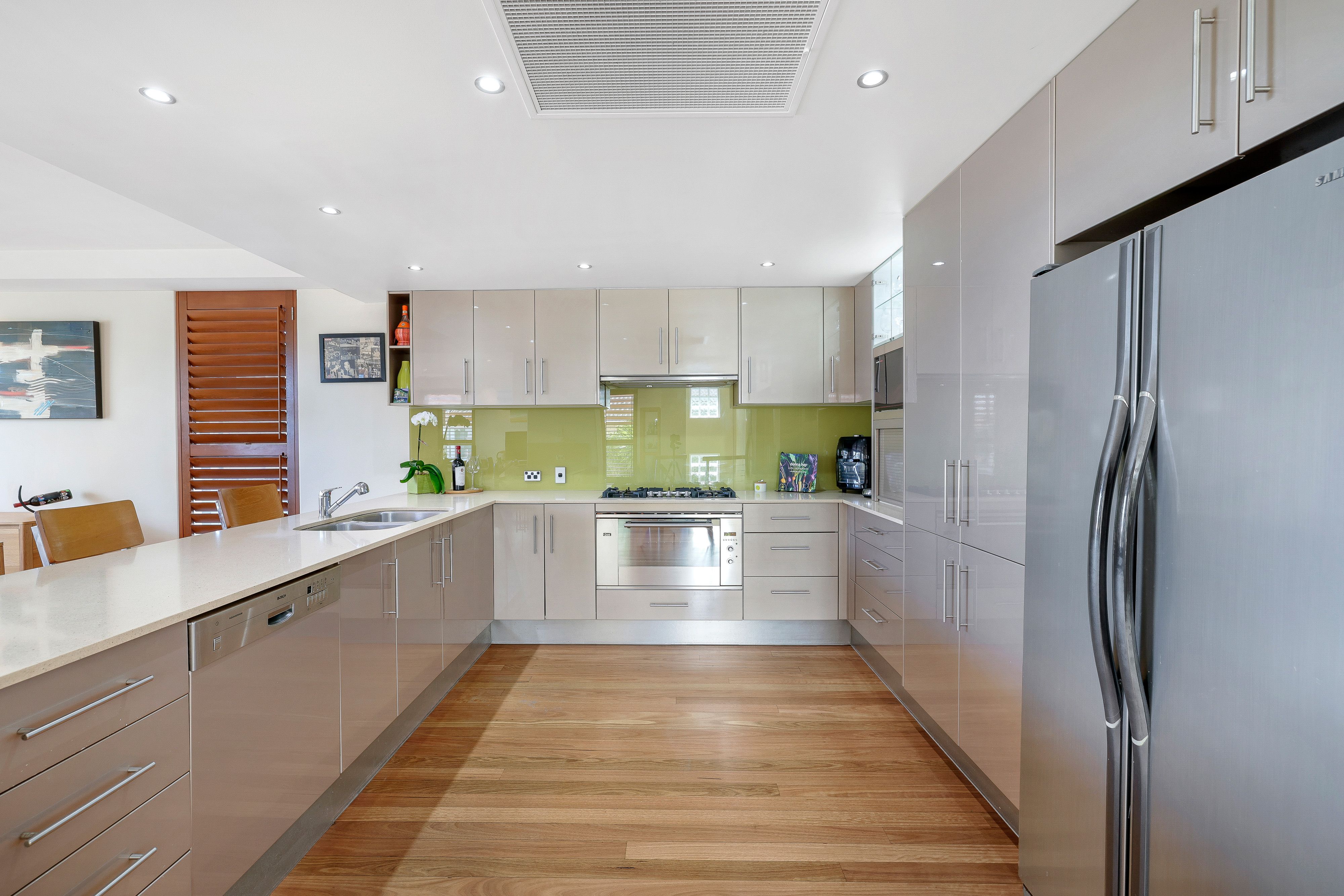 2/126 Albatross Avenue, Mermaid Beach, QLD 4218