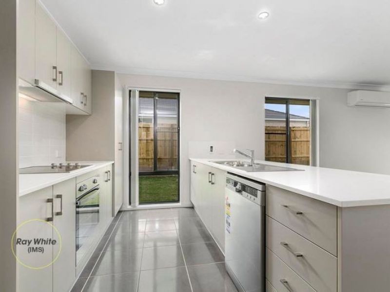 6 Birkenstock Court, Bellbird Park, QLD 4300