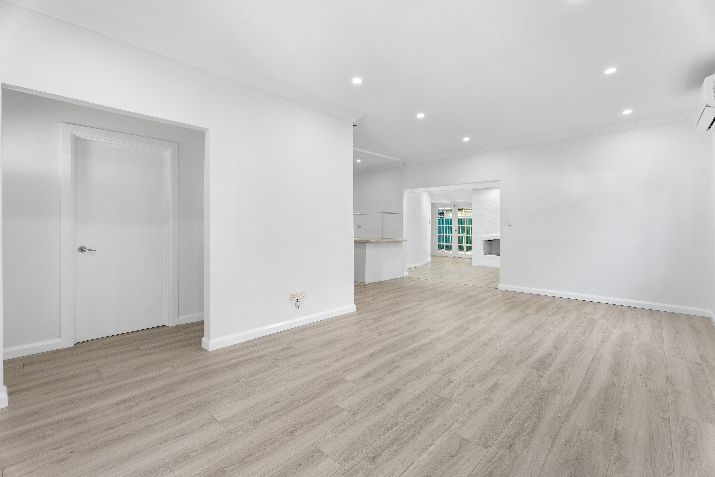 14 & 14a Dent Street, Jamisontown, NSW 2750