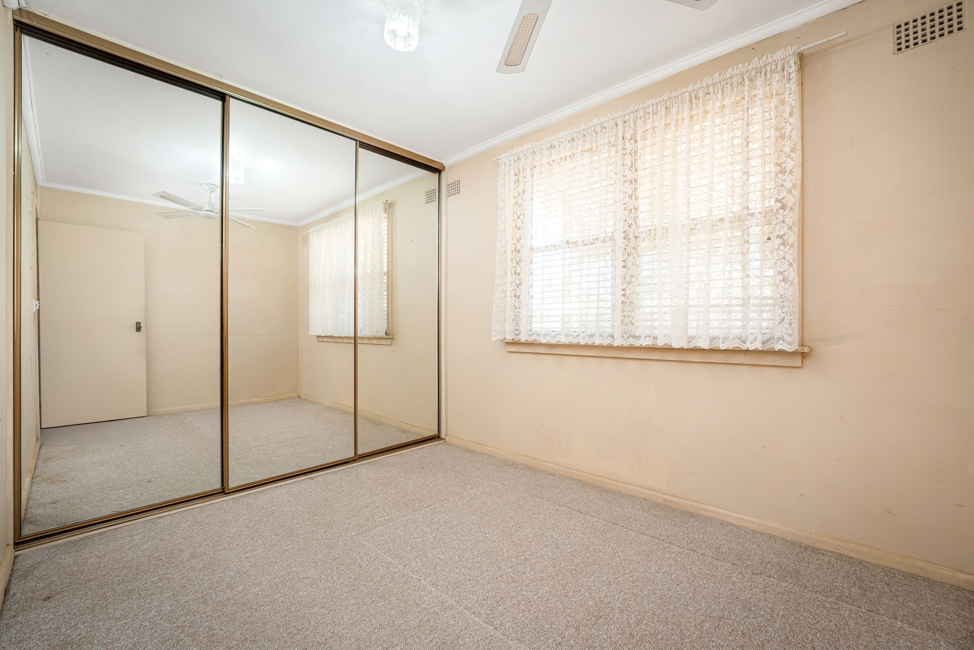 21 Blamey Street — photo 6 of 15