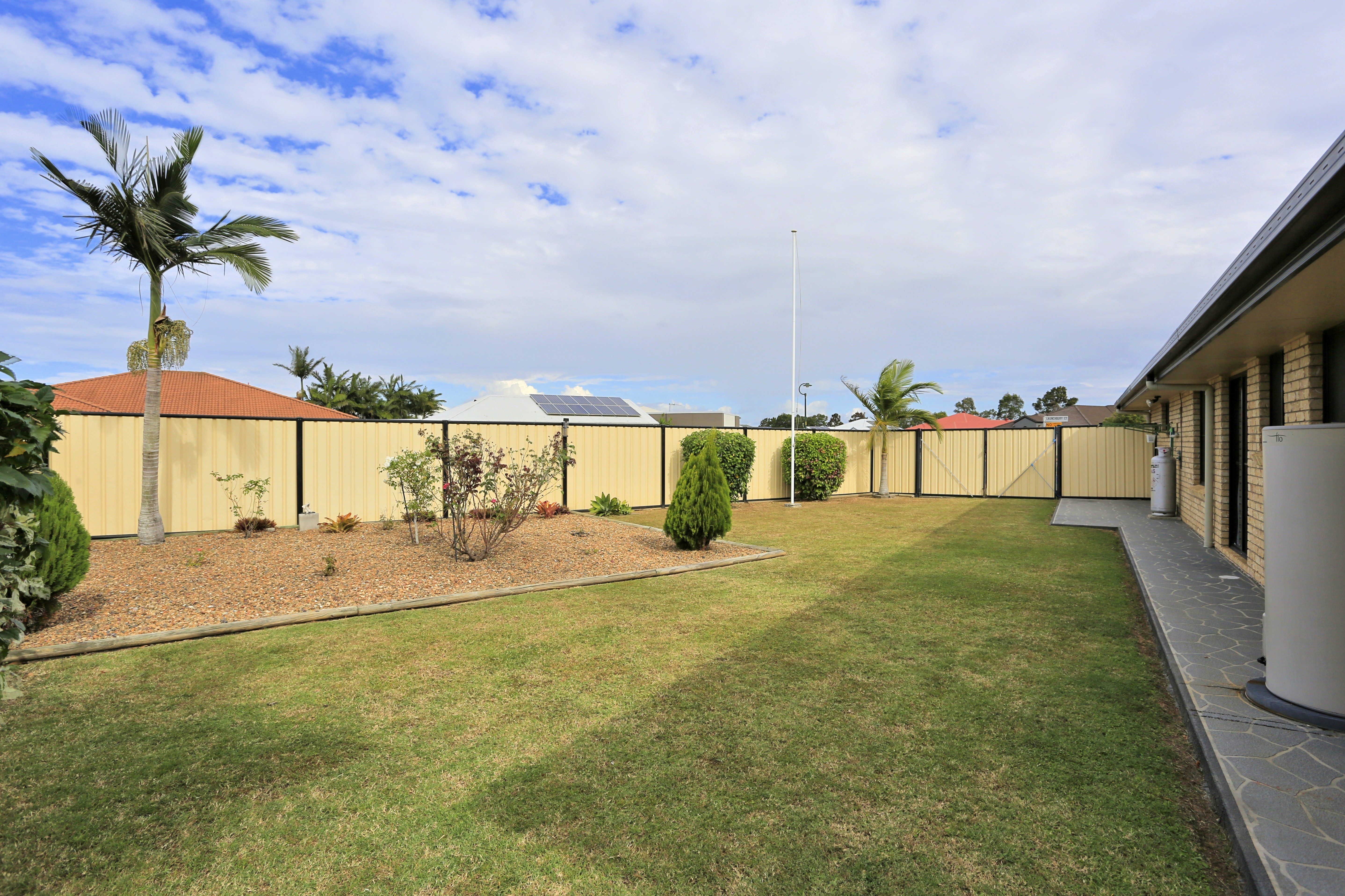 72 Chancellor Drive, Avenell Heights, QLD 4670