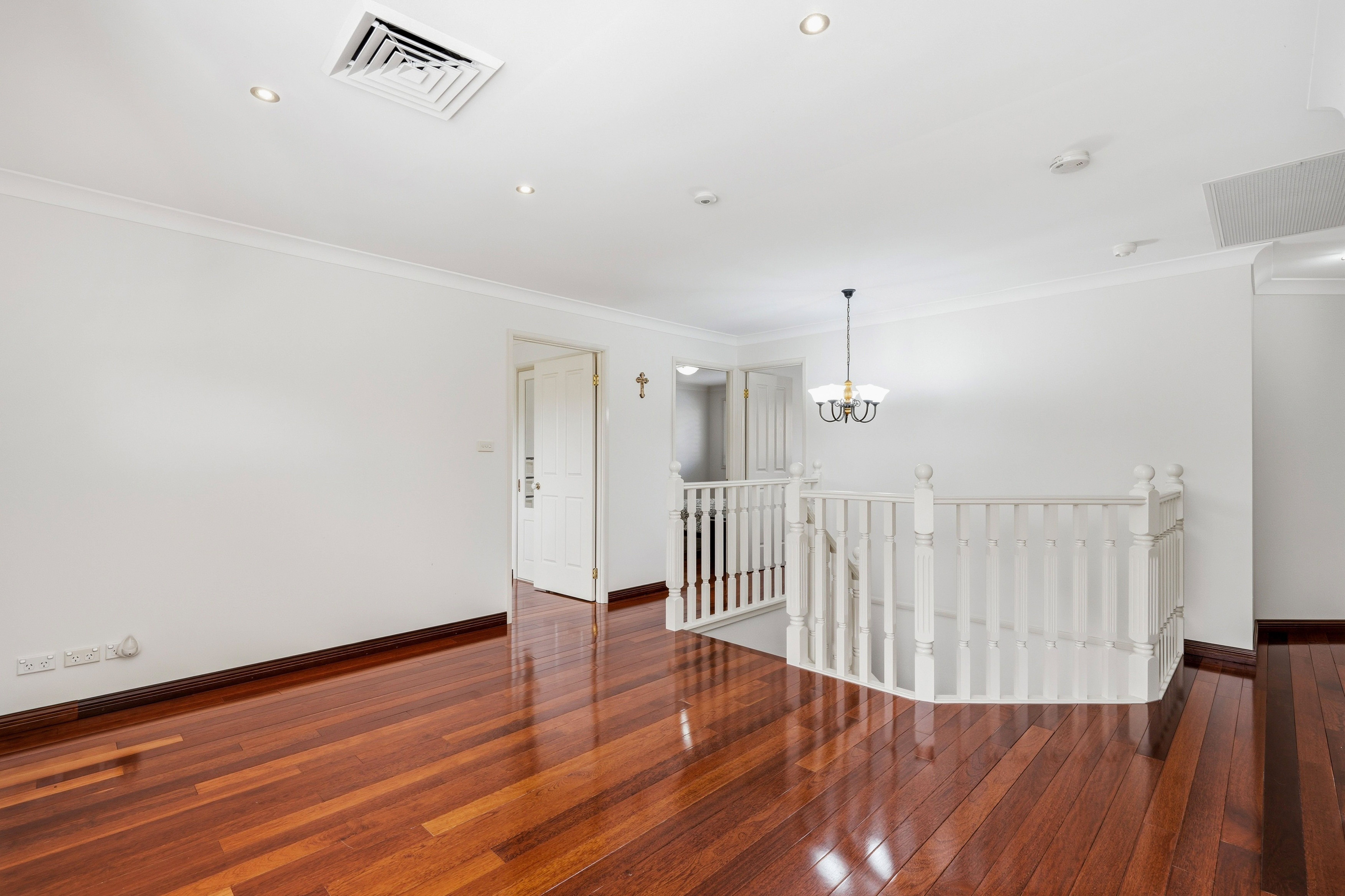 32 Paperbark Crescent — photo 8 of 17