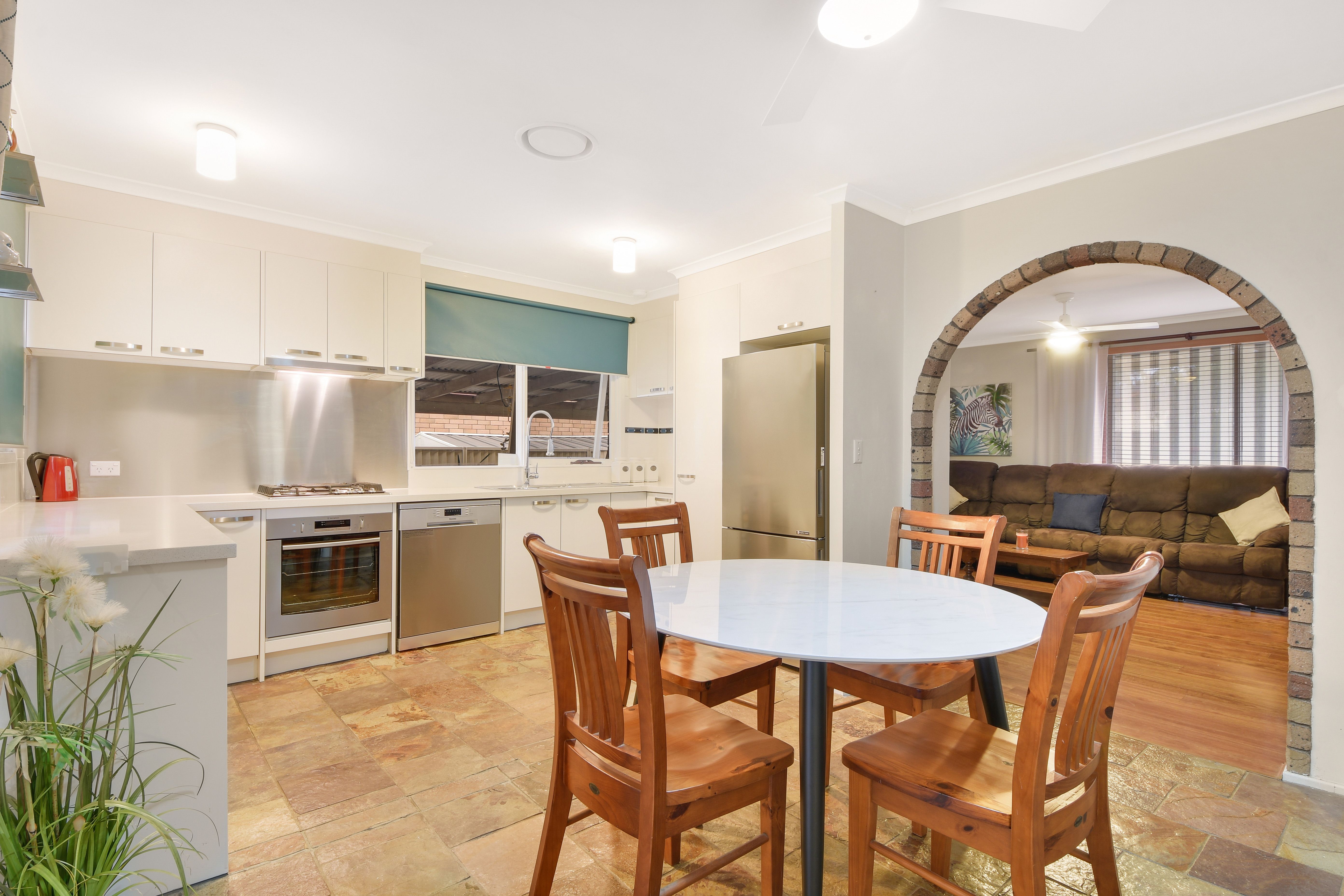9 Kullaroo Avenue