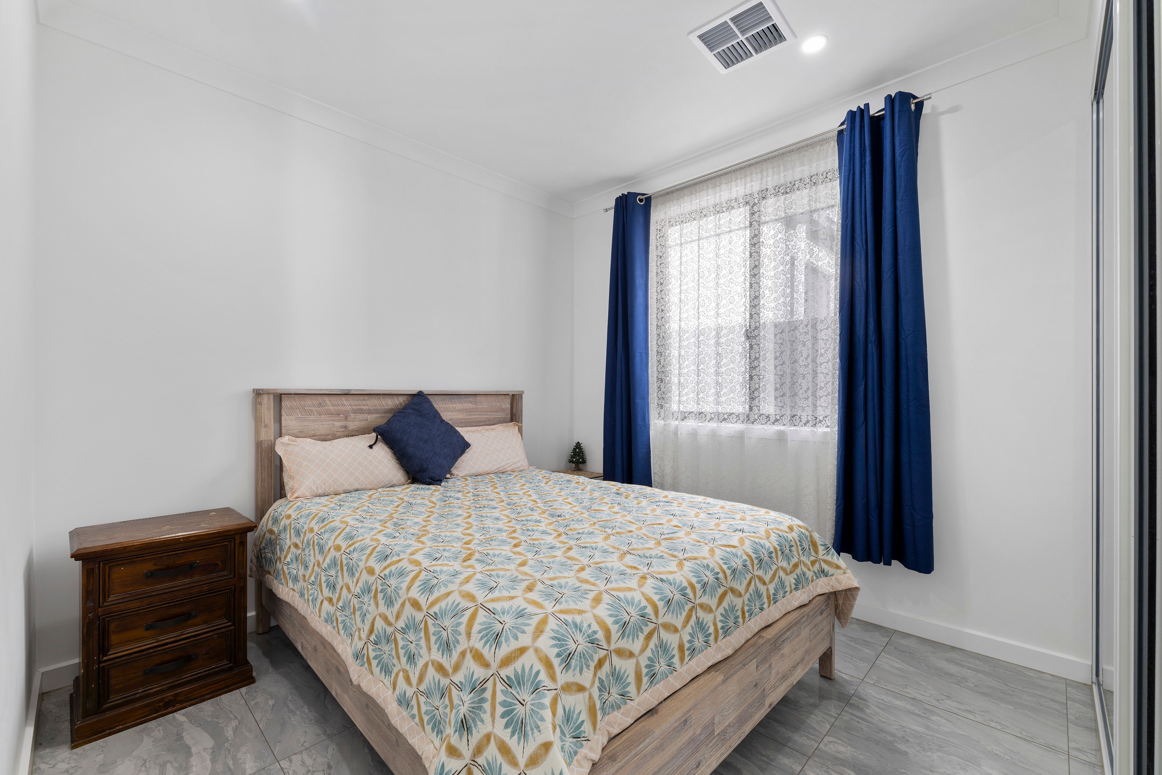 18B Ada Street — photo 16 of 25